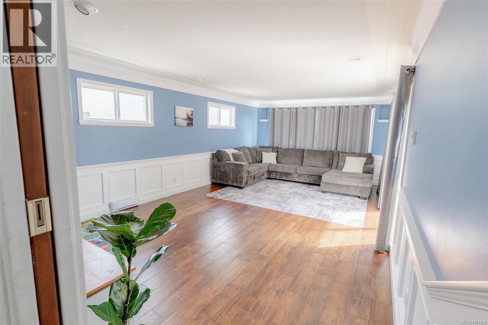 5335 Ian Ave - Image 24