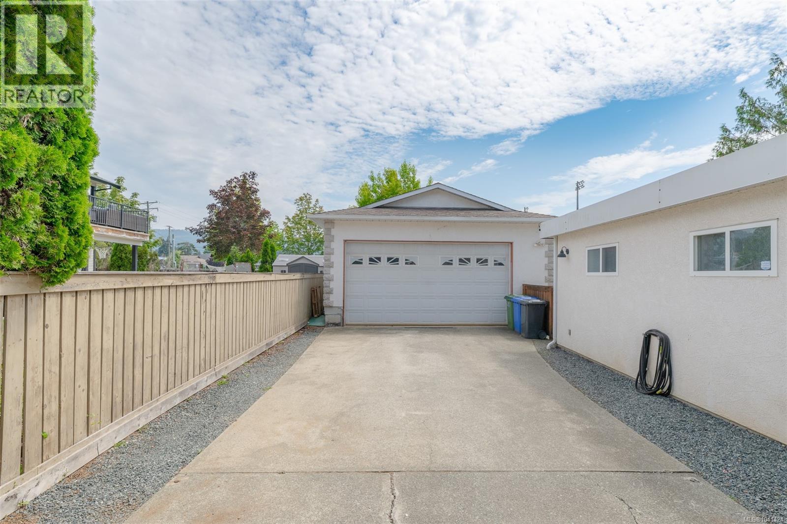 5335 Ian Ave - Image 47