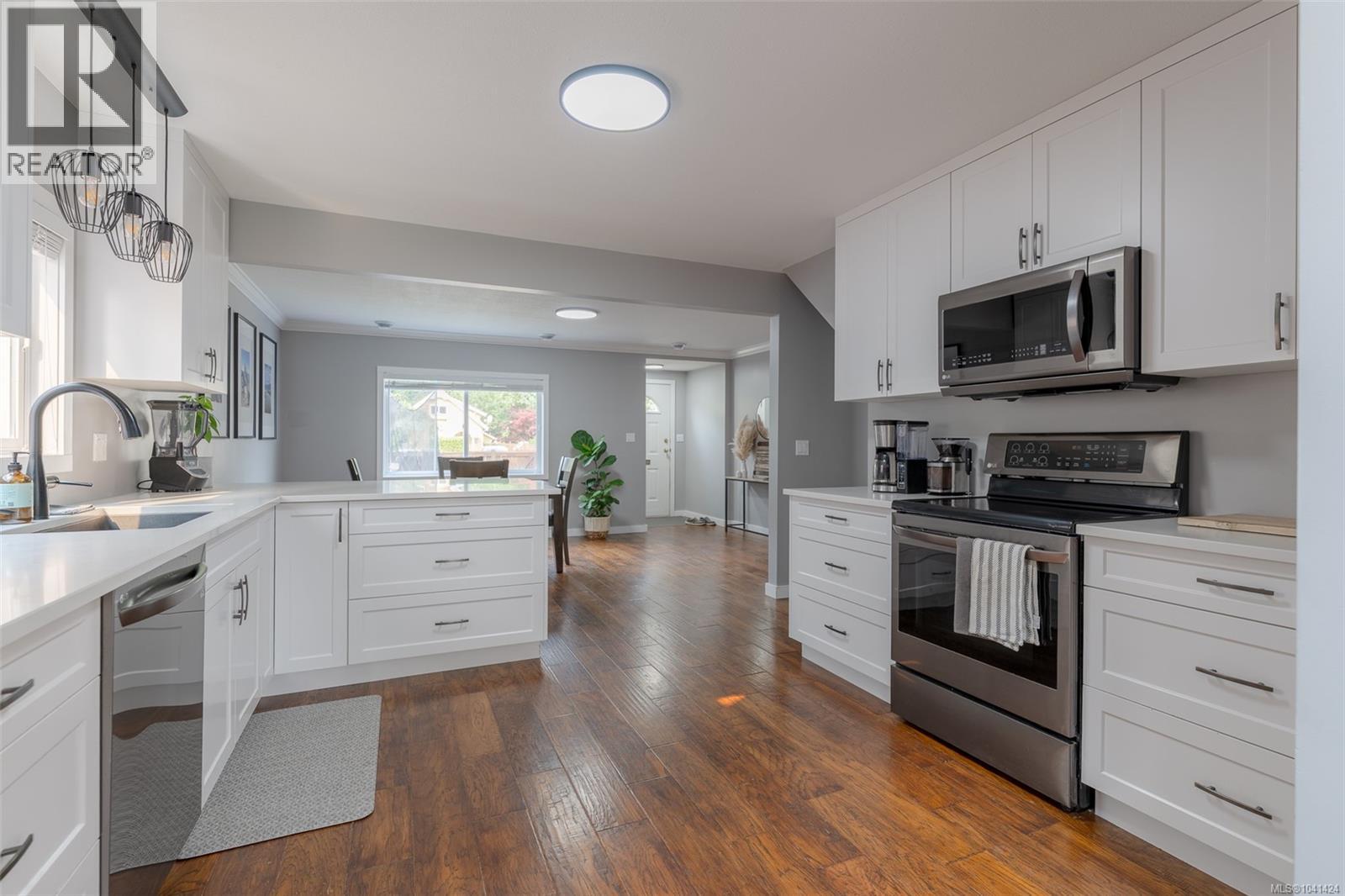 5335 Ian Ave - Image 20