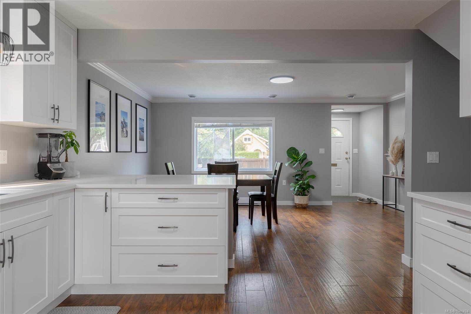 5335 Ian Ave - Image 18