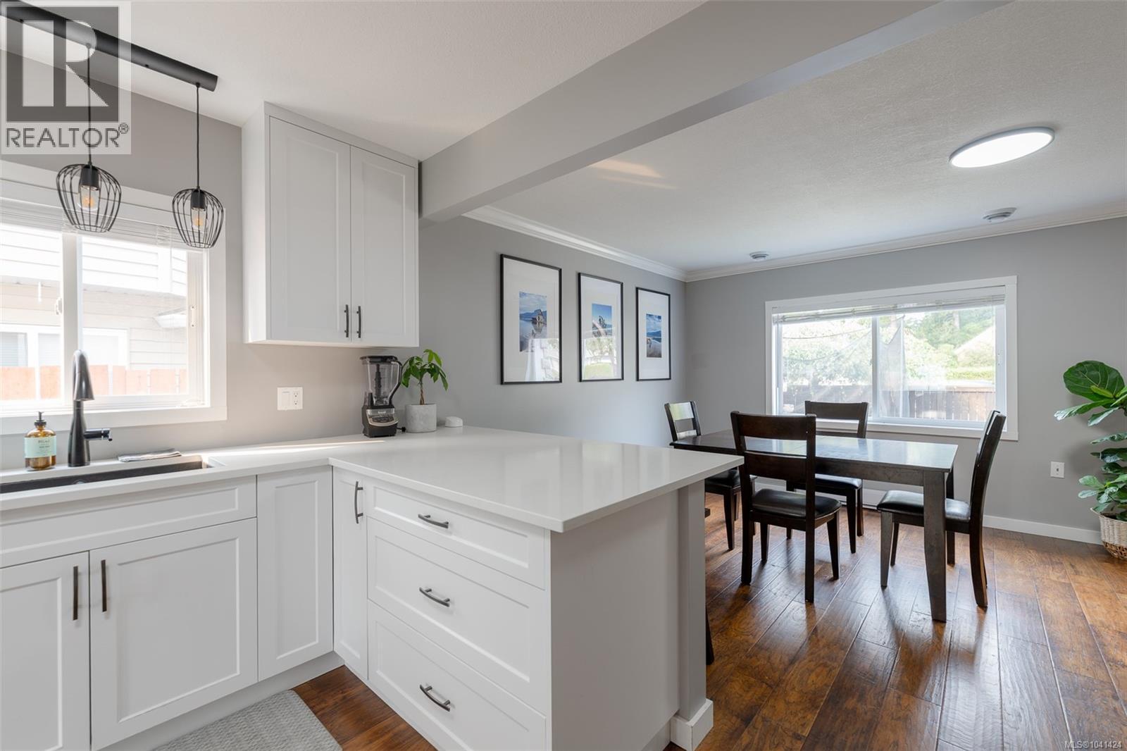 5335 Ian Ave - Image 17