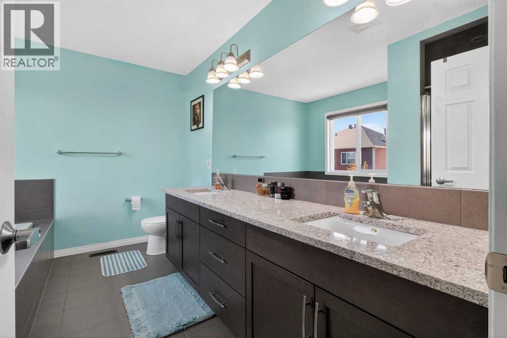 45 Cityscape View NE - 32