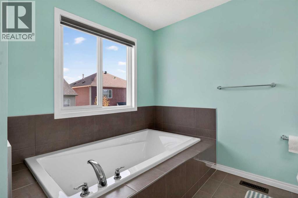45 Cityscape View NE - 33