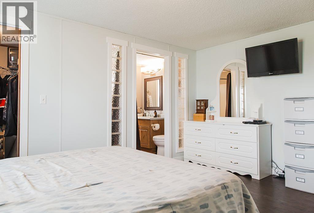 9705 108 Avenue - 15