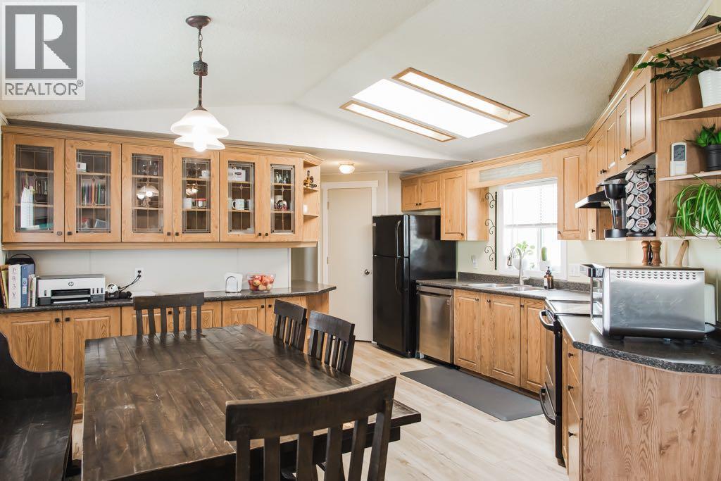 9705 108 Avenue - 10