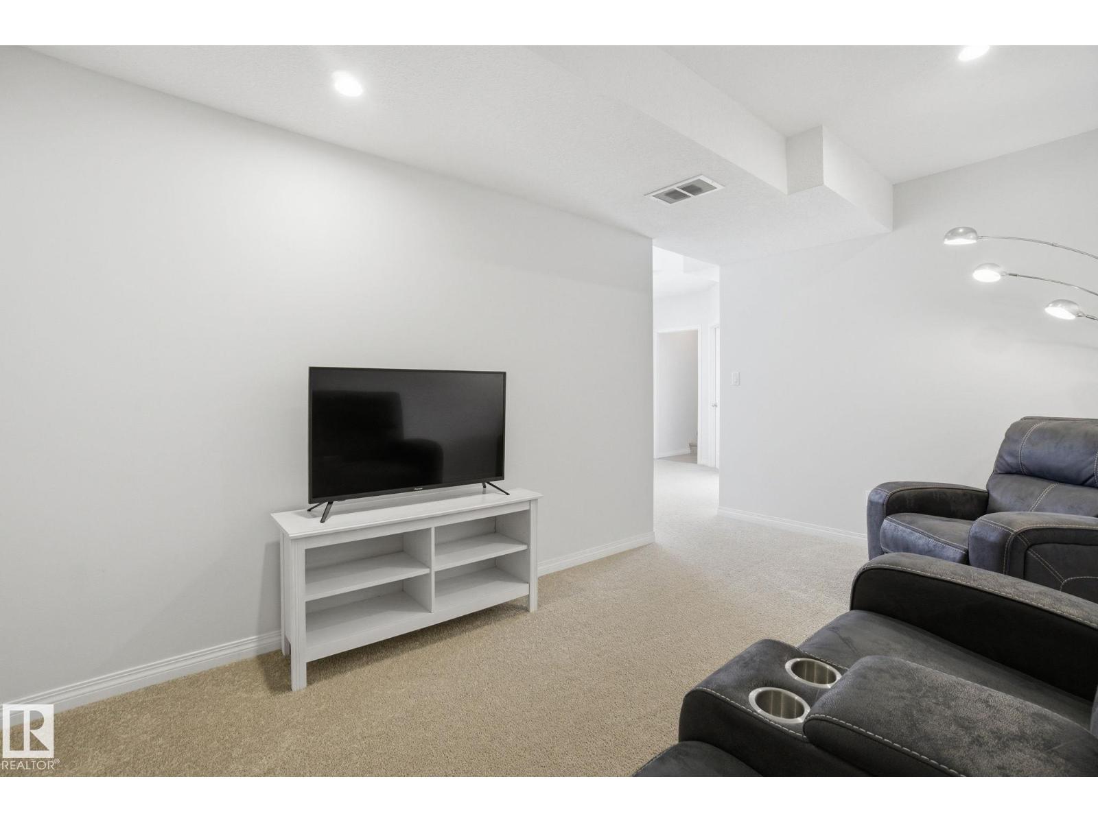 2553 COUGHLAN RD SW - 45