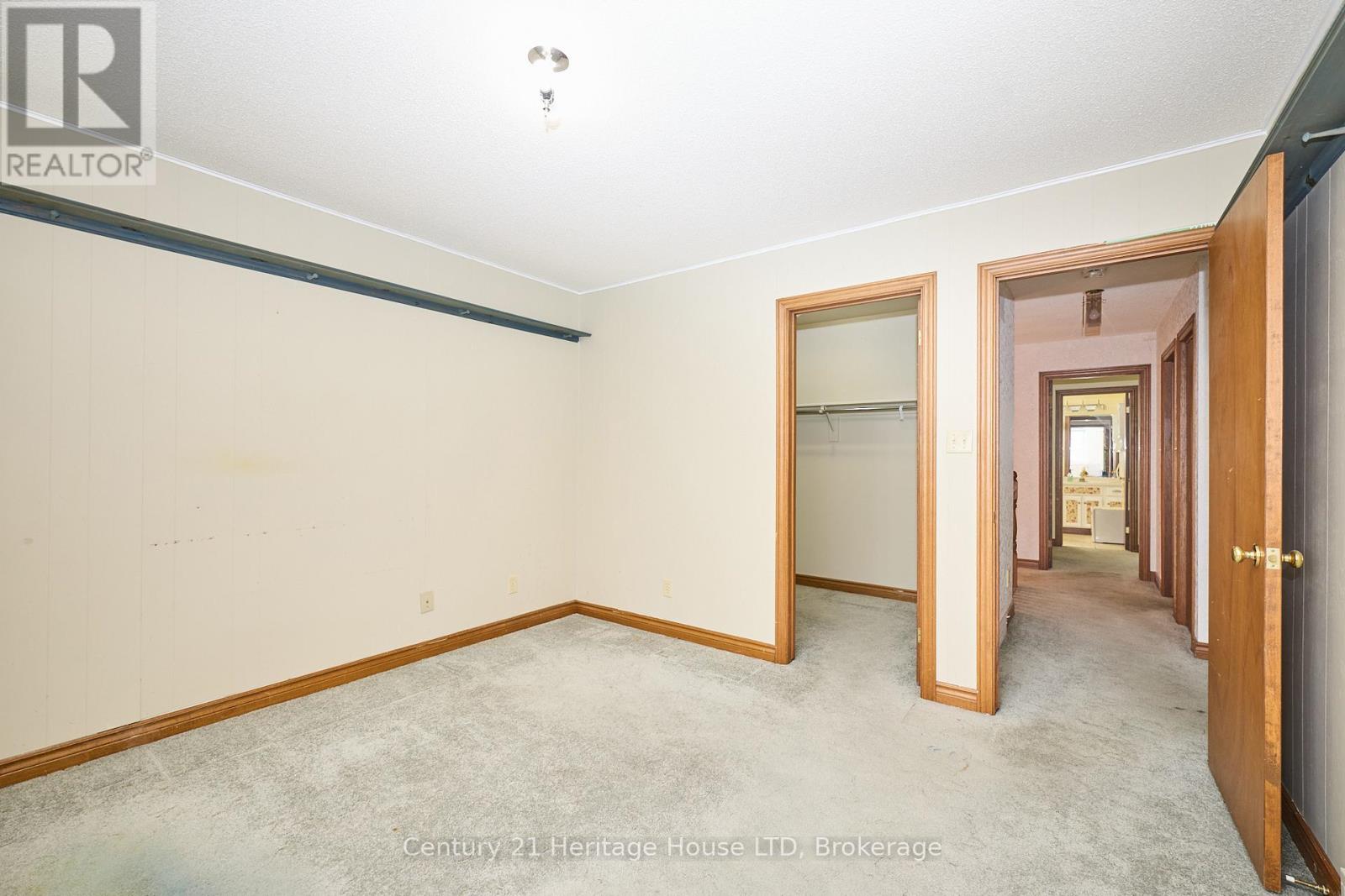 #20 2720 MEWBURN ROAD - 20