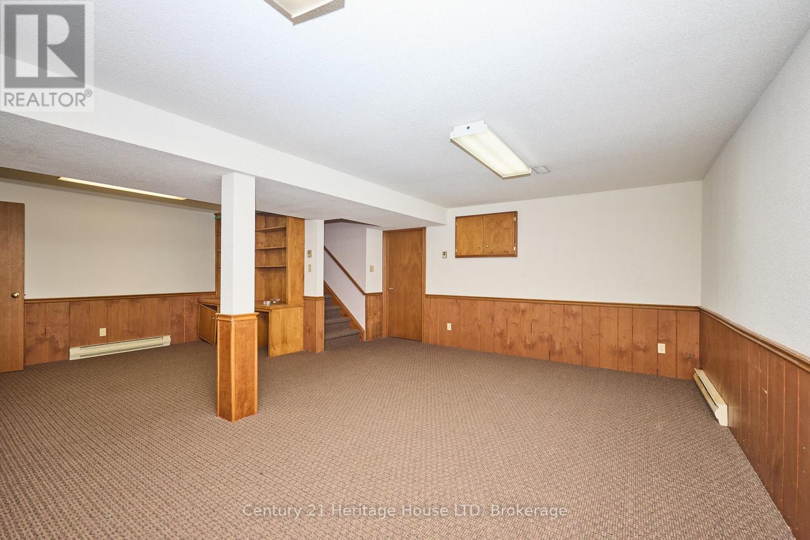 #20 2720 MEWBURN ROAD - 26