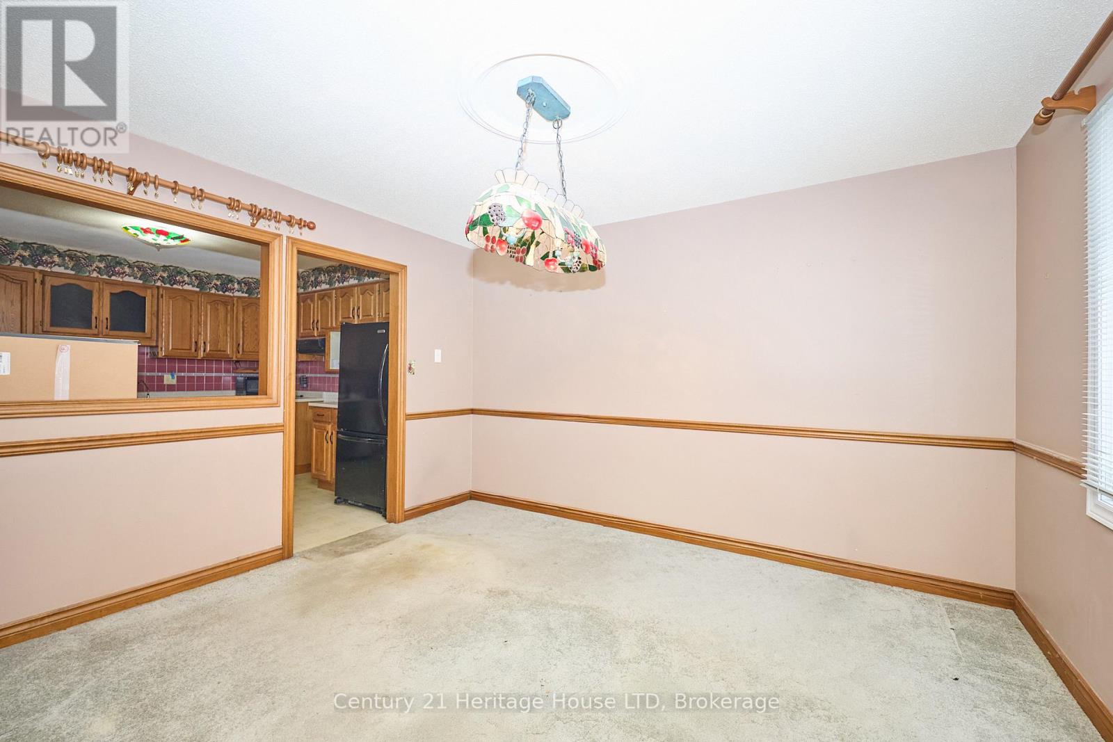 #20 2720 MEWBURN ROAD - 9