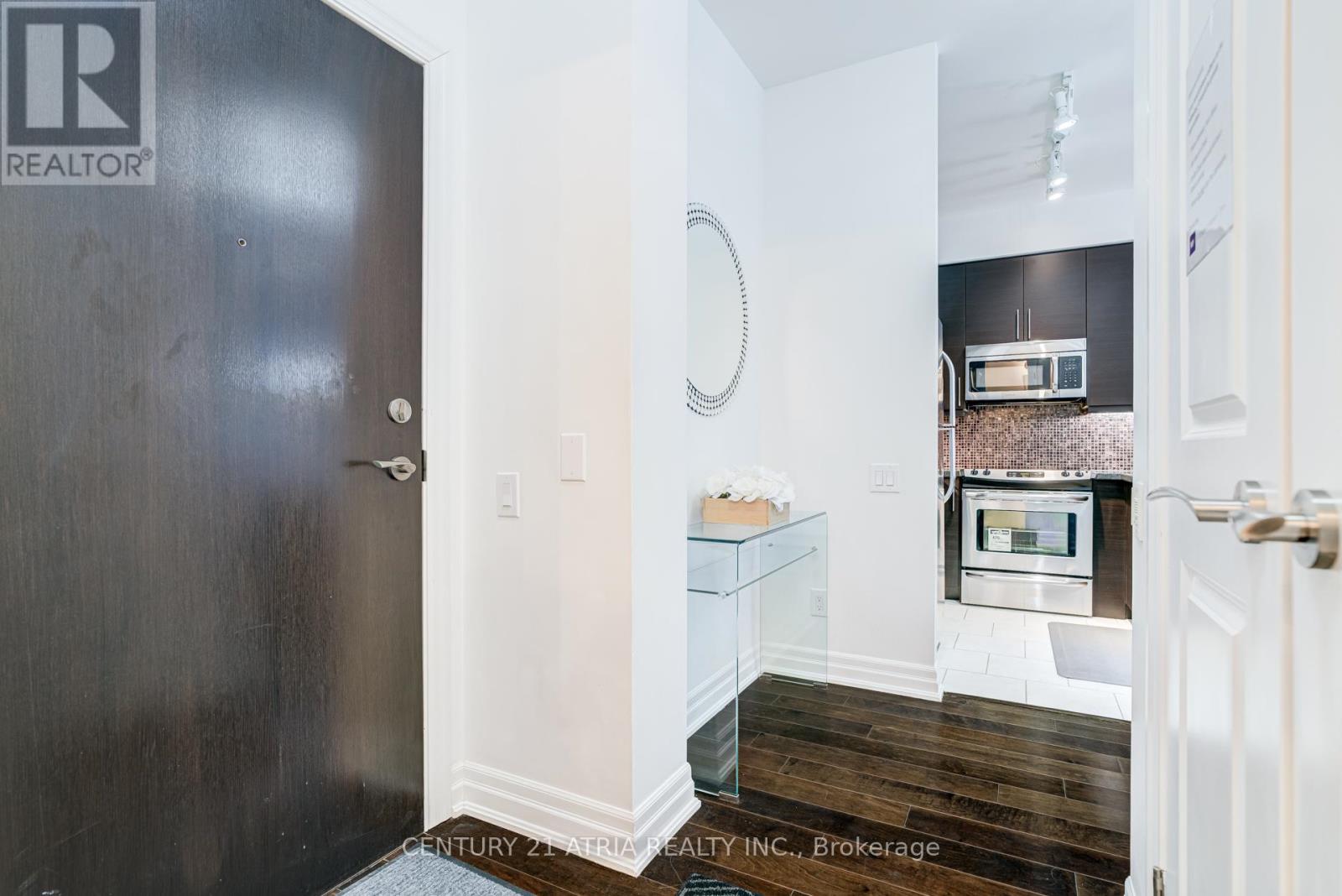 #101 17 RUDDINGTON DRIVE - 4