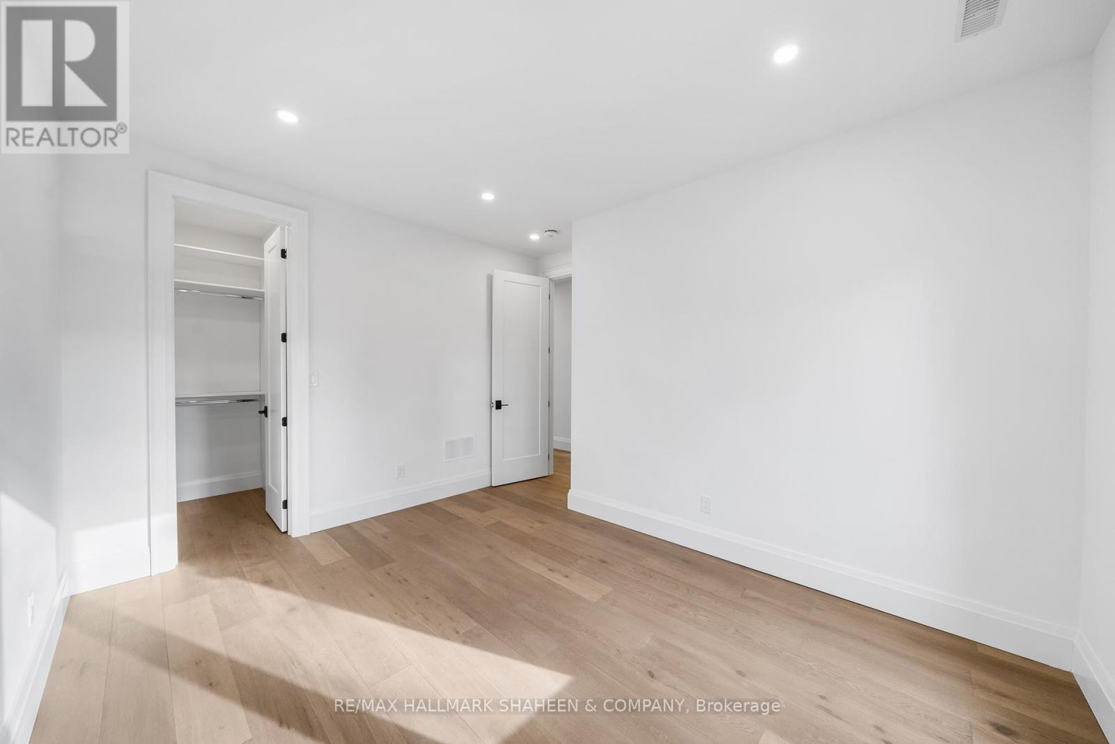 66 PARKHURST BOULEVARD - Image 39