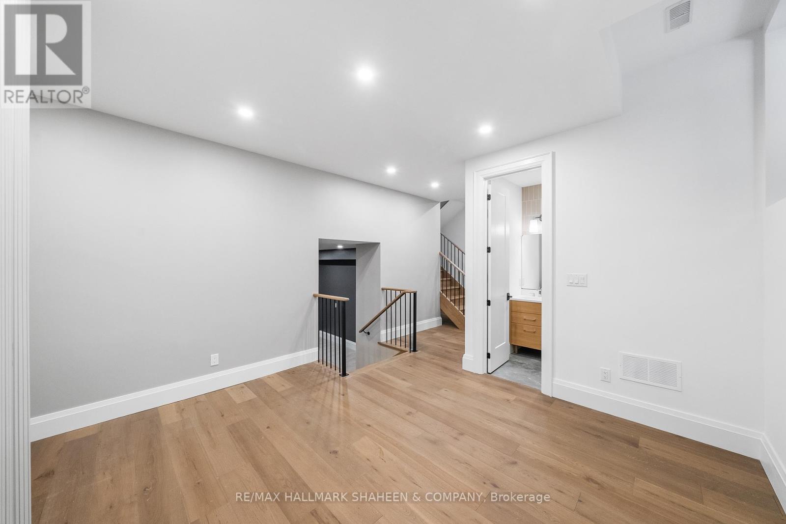 66 PARKHURST BOULEVARD - Image 46