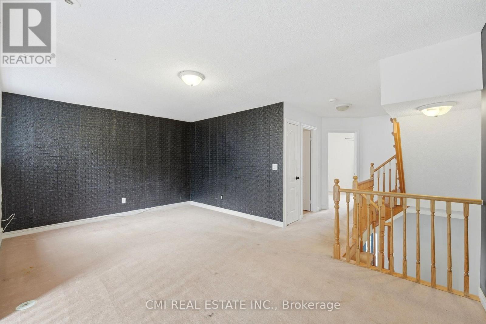 #21 1295 WHARF STREET - 17