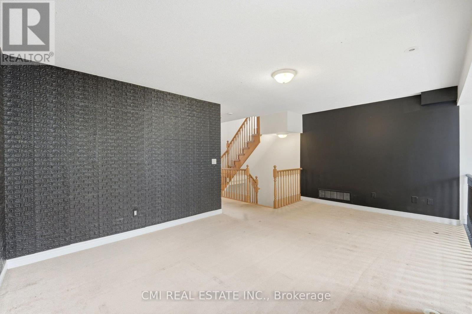 #21 1295 WHARF STREET - 18