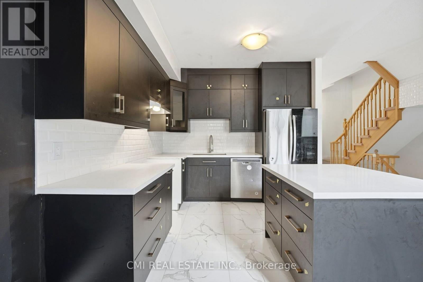 #21 1295 WHARF STREET - 8