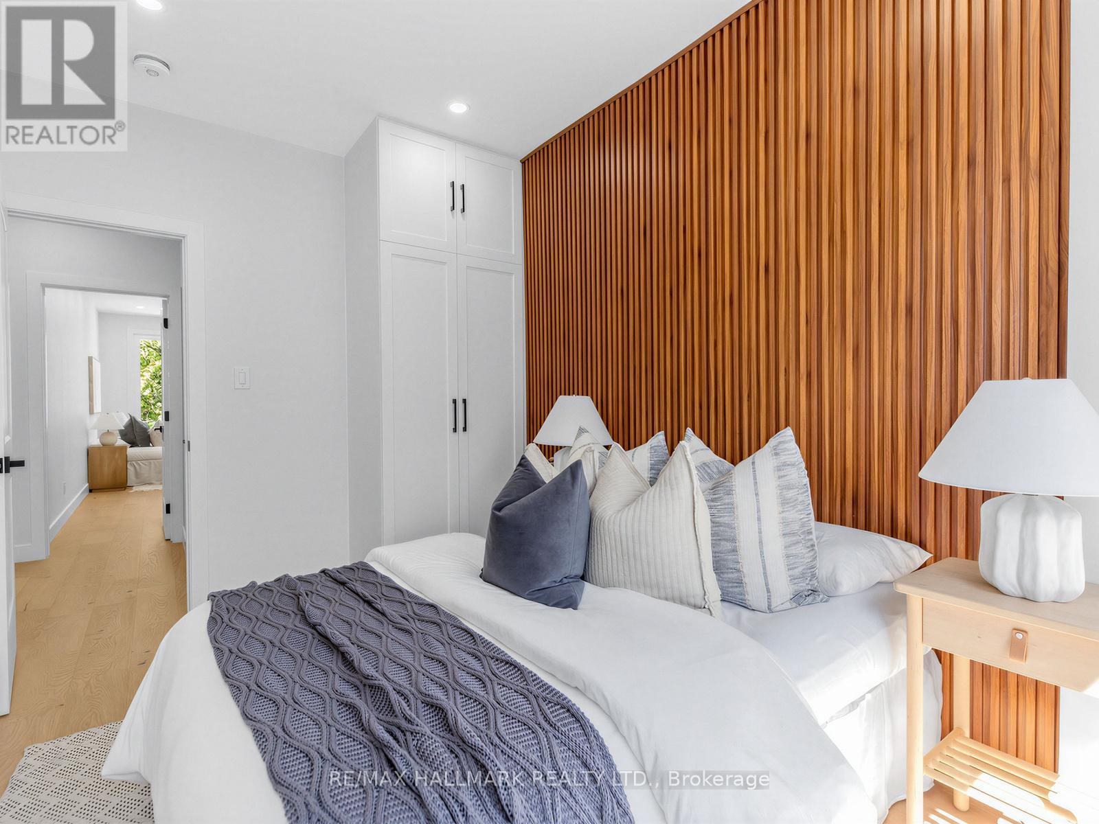 208 GAINSBOROUGH ROAD - Image 17