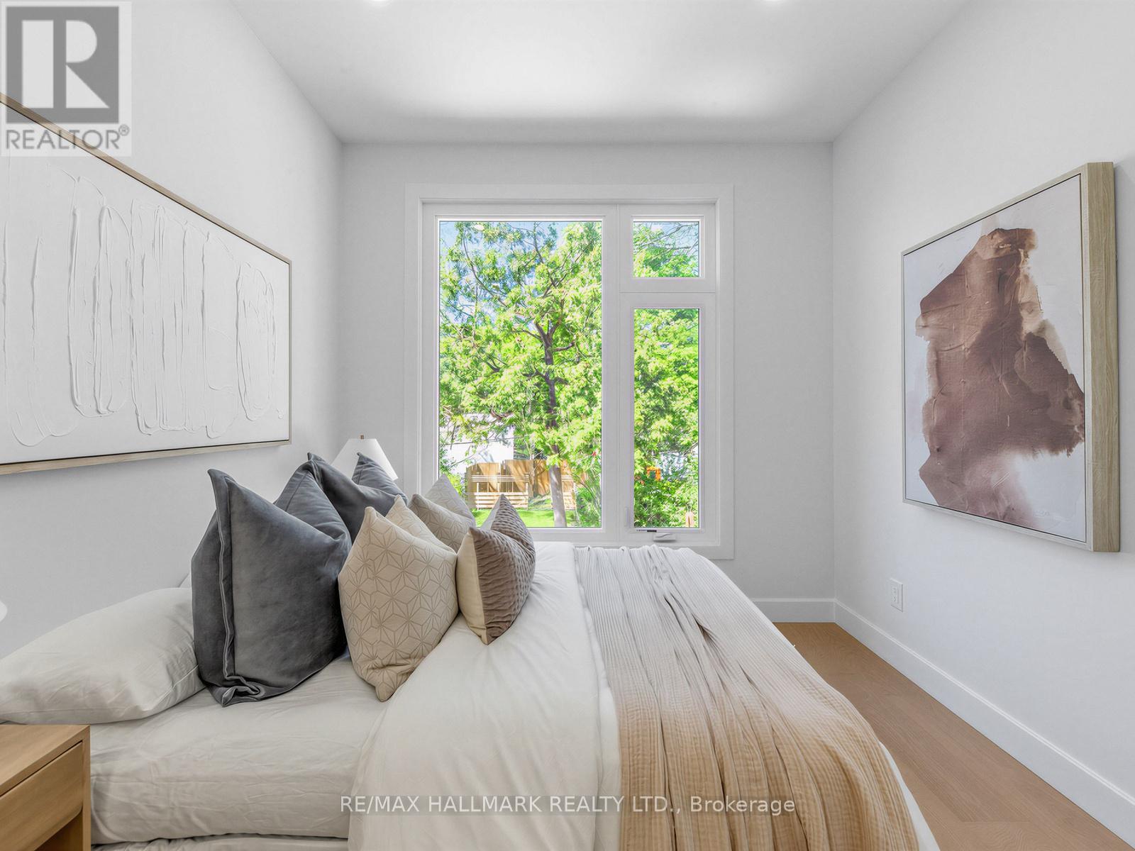 208 GAINSBOROUGH ROAD - Image 25