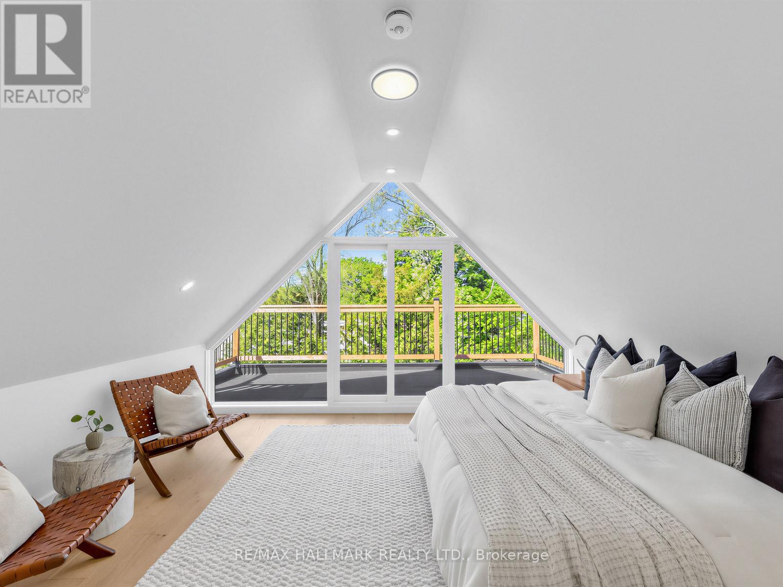 208 GAINSBOROUGH ROAD - Image 33