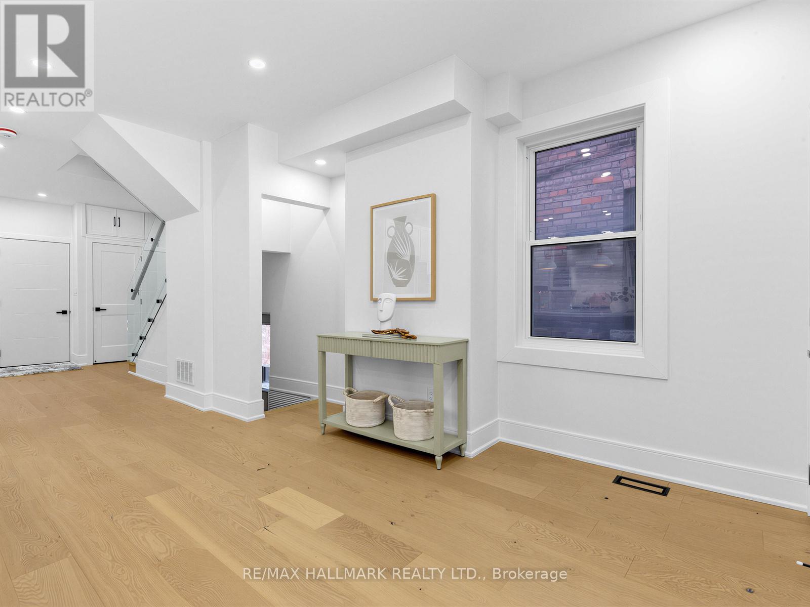 208 GAINSBOROUGH ROAD - Image 38