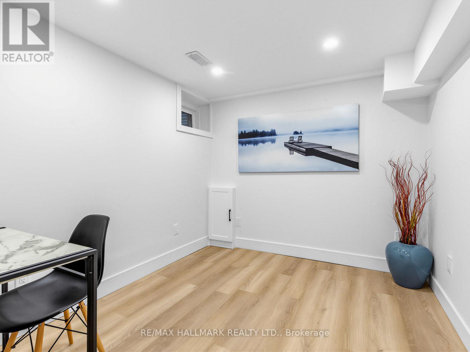 208 GAINSBOROUGH ROAD - Image 44