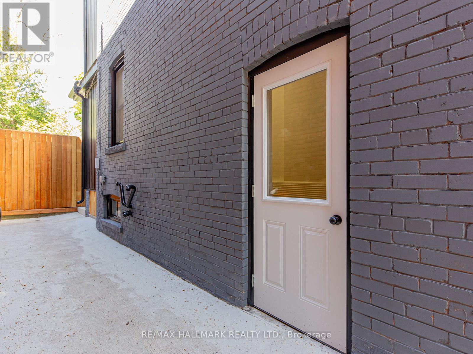 208 GAINSBOROUGH ROAD - Image 45
