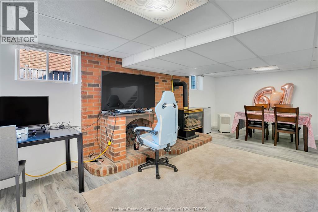 1418 PILLETTE ROAD - Image 11