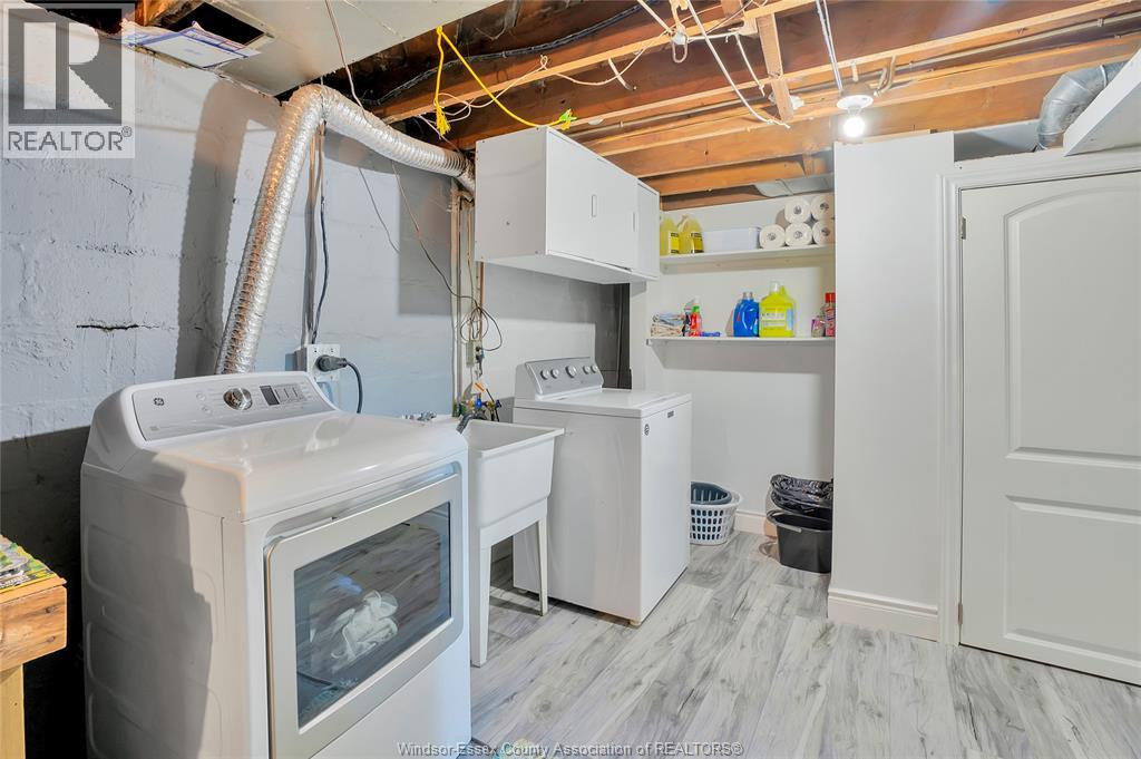 1418 PILLETTE ROAD - 22
