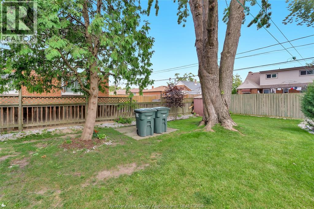 1418 PILLETTE ROAD - Image 24