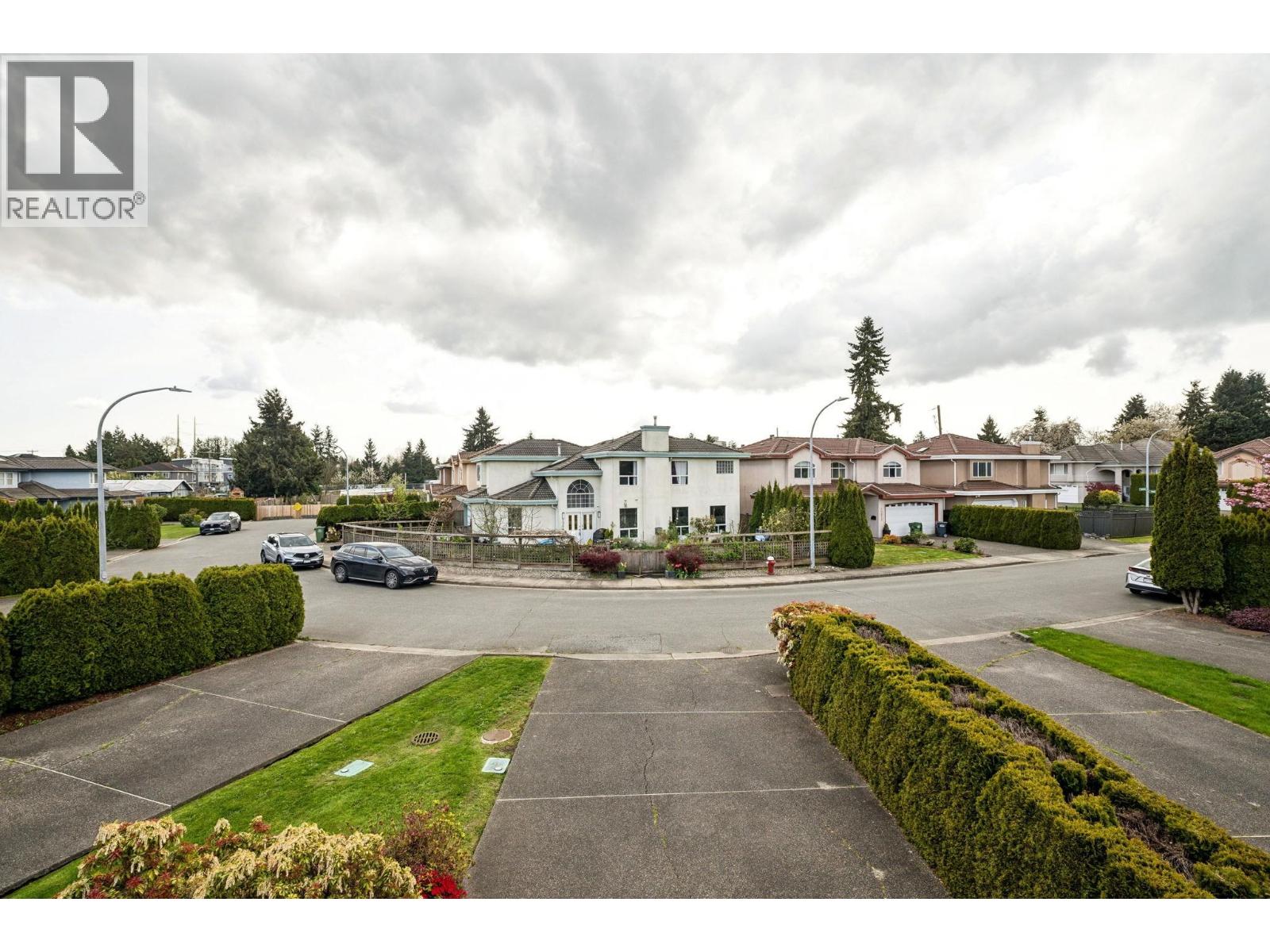10635 MCKESSOCK Place, Richmond