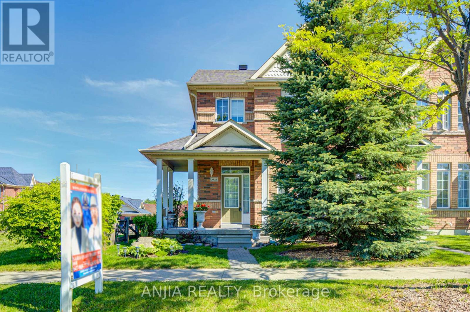 6926 14TH AVENUE - 1