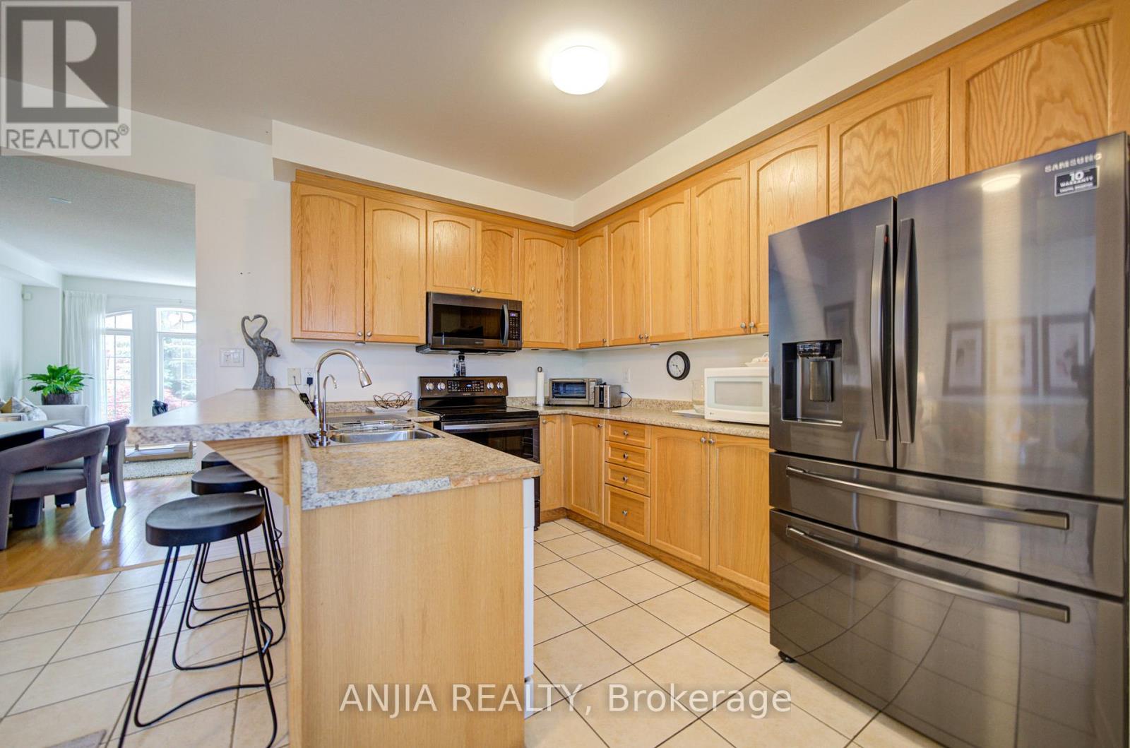 6926 14TH AVENUE - 18