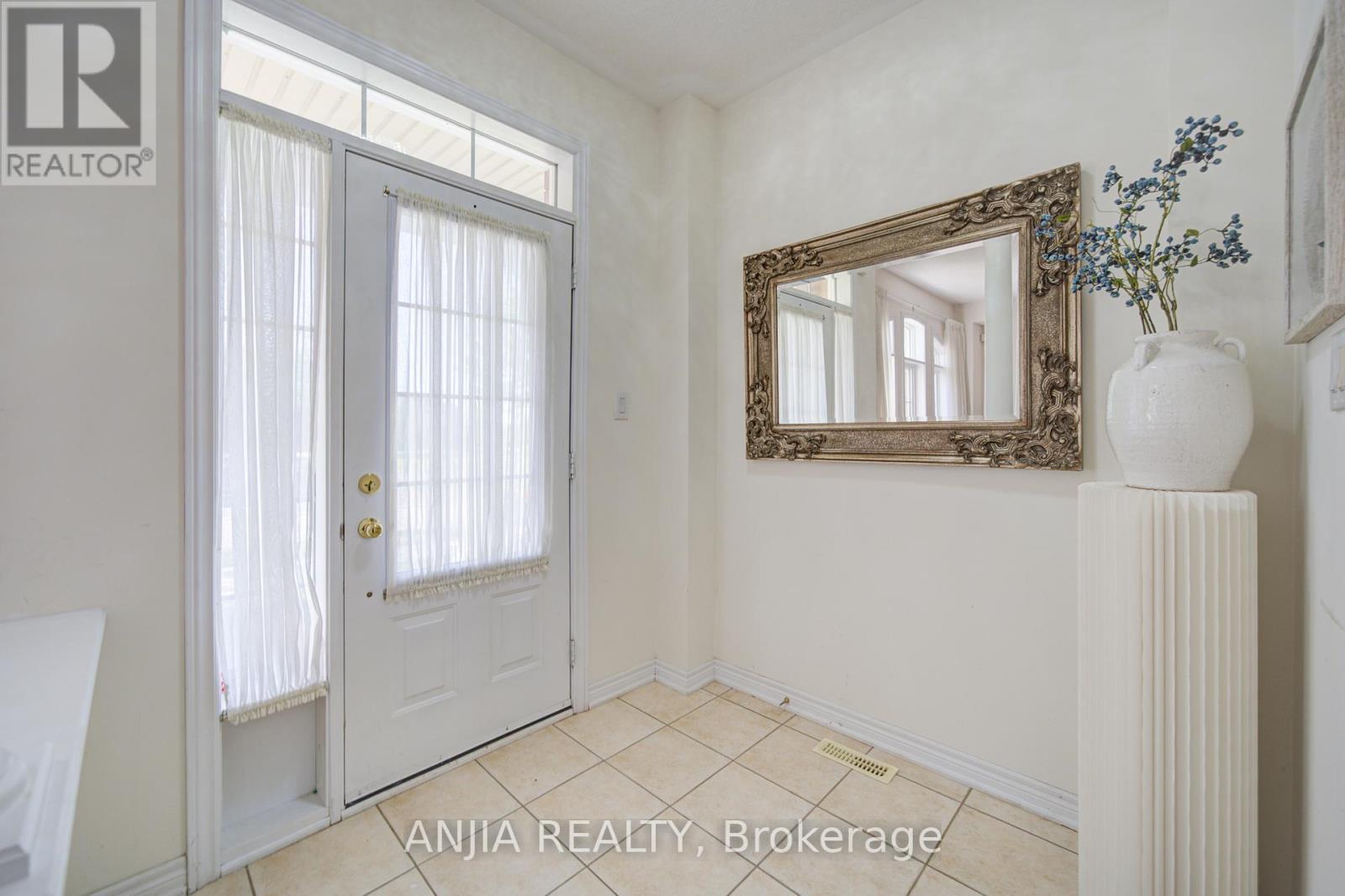 6926 14TH AVENUE - 4
