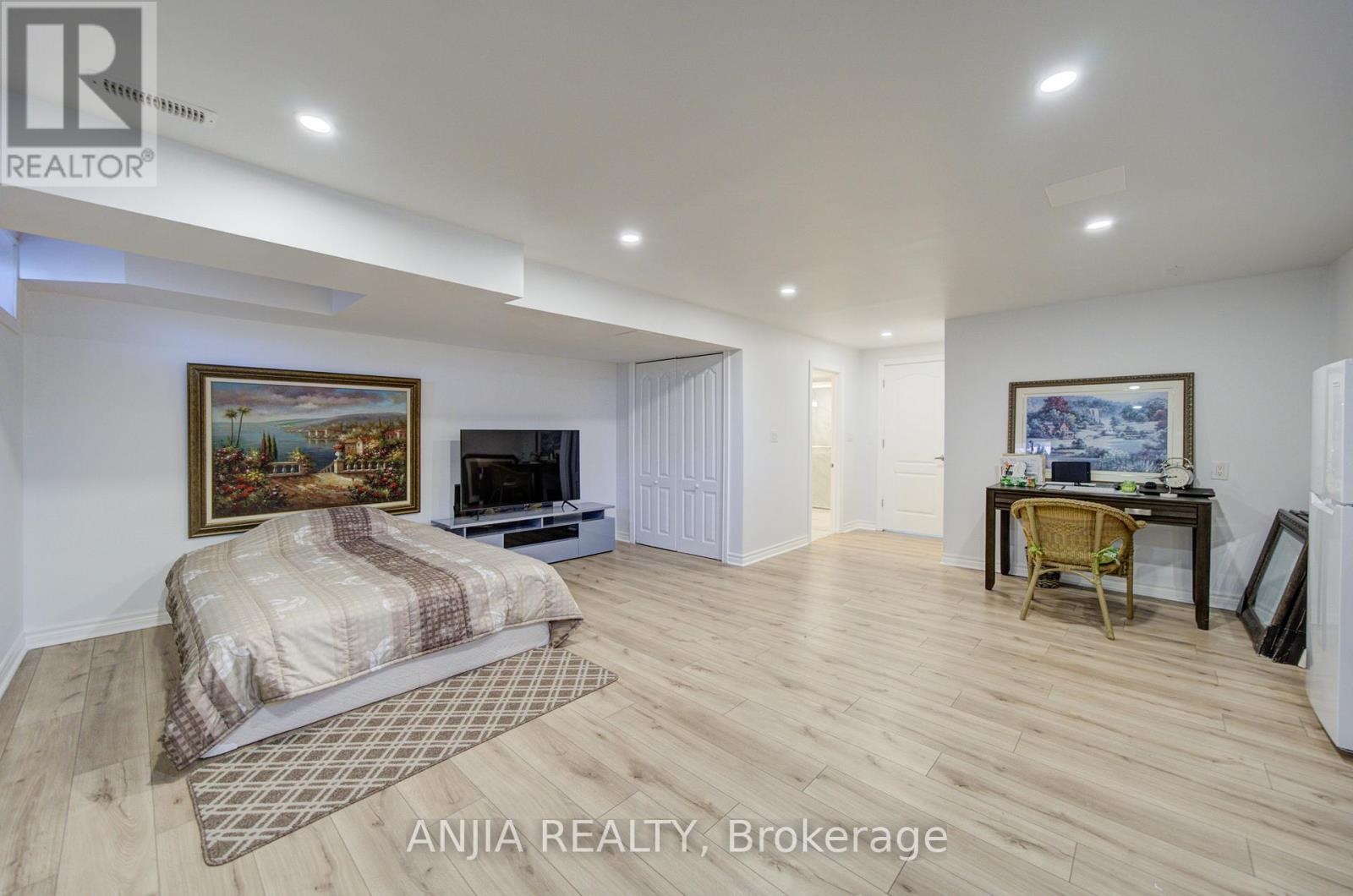 6926 14TH AVENUE - Image 40