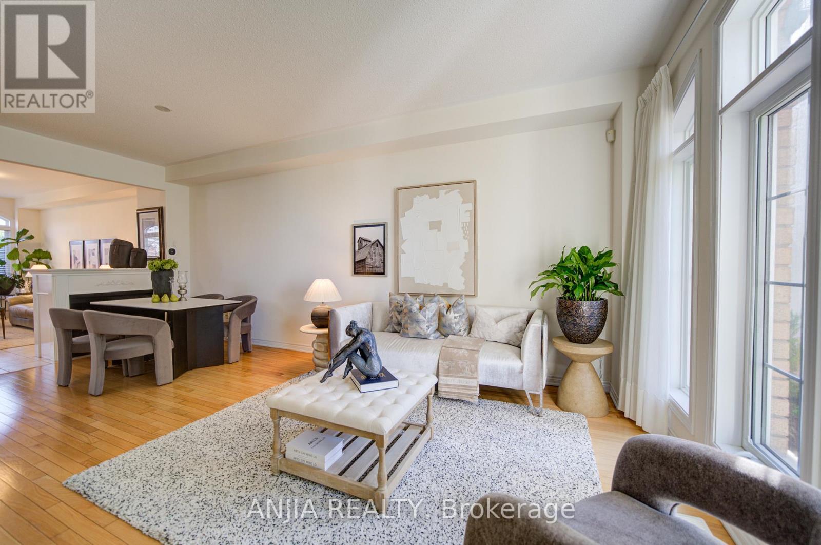 6926 14TH AVENUE - 8