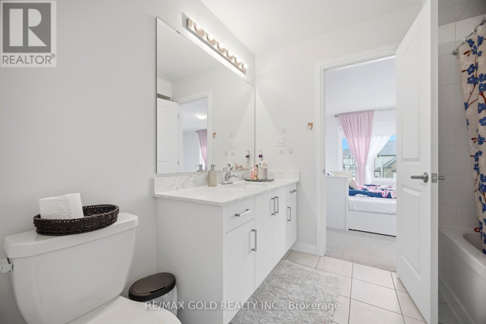 1583 STOVELL CRESCENT - 25