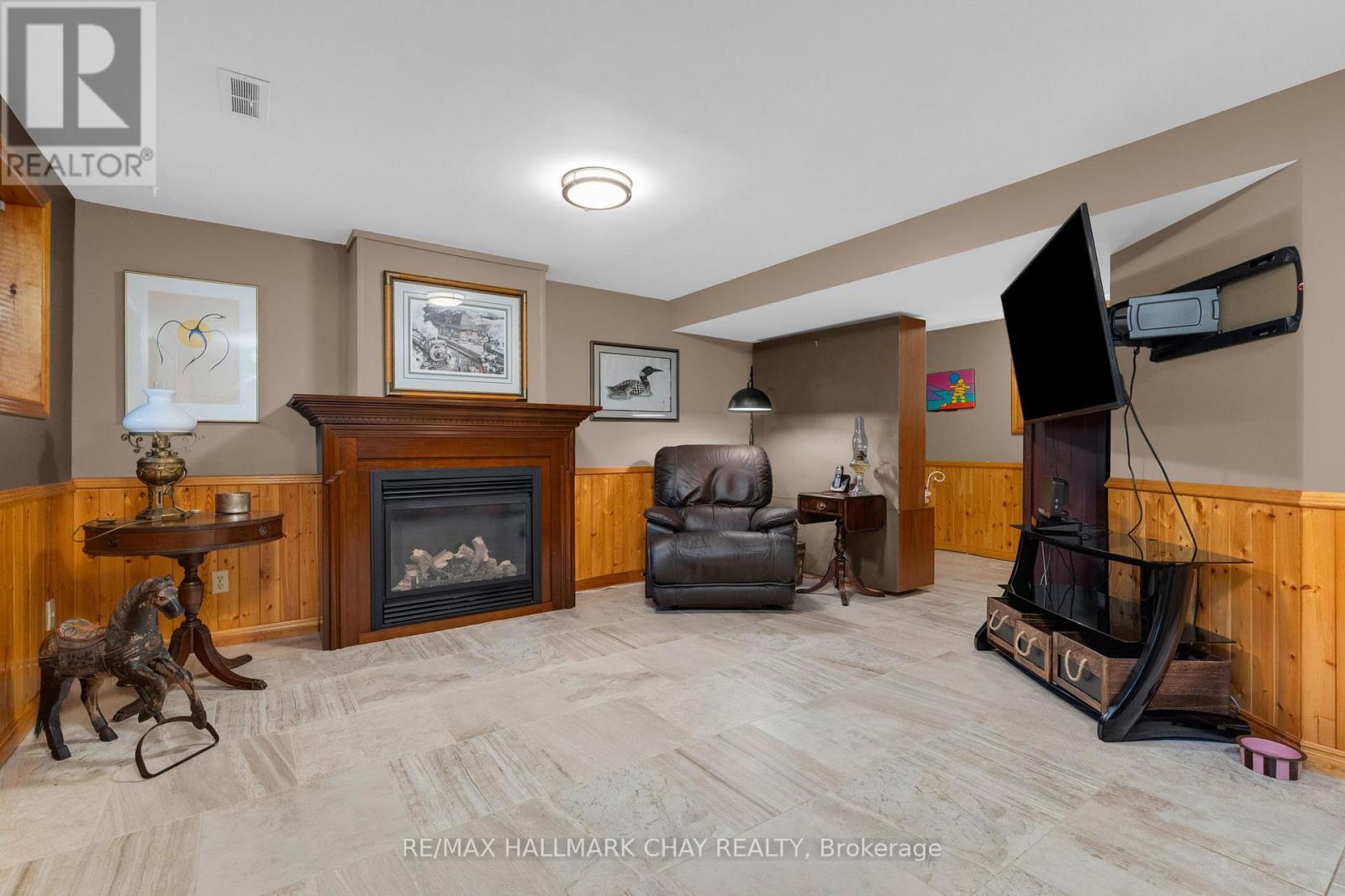 82 FOURTH STREET - 22