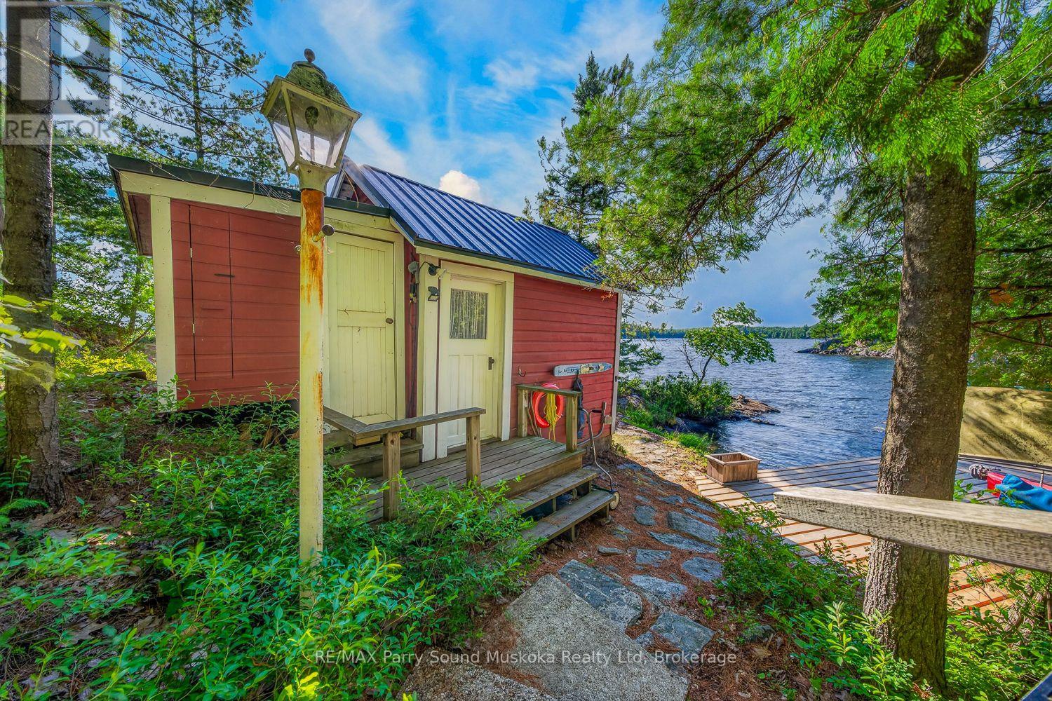 403 HEALEY LAKE WATER - 42