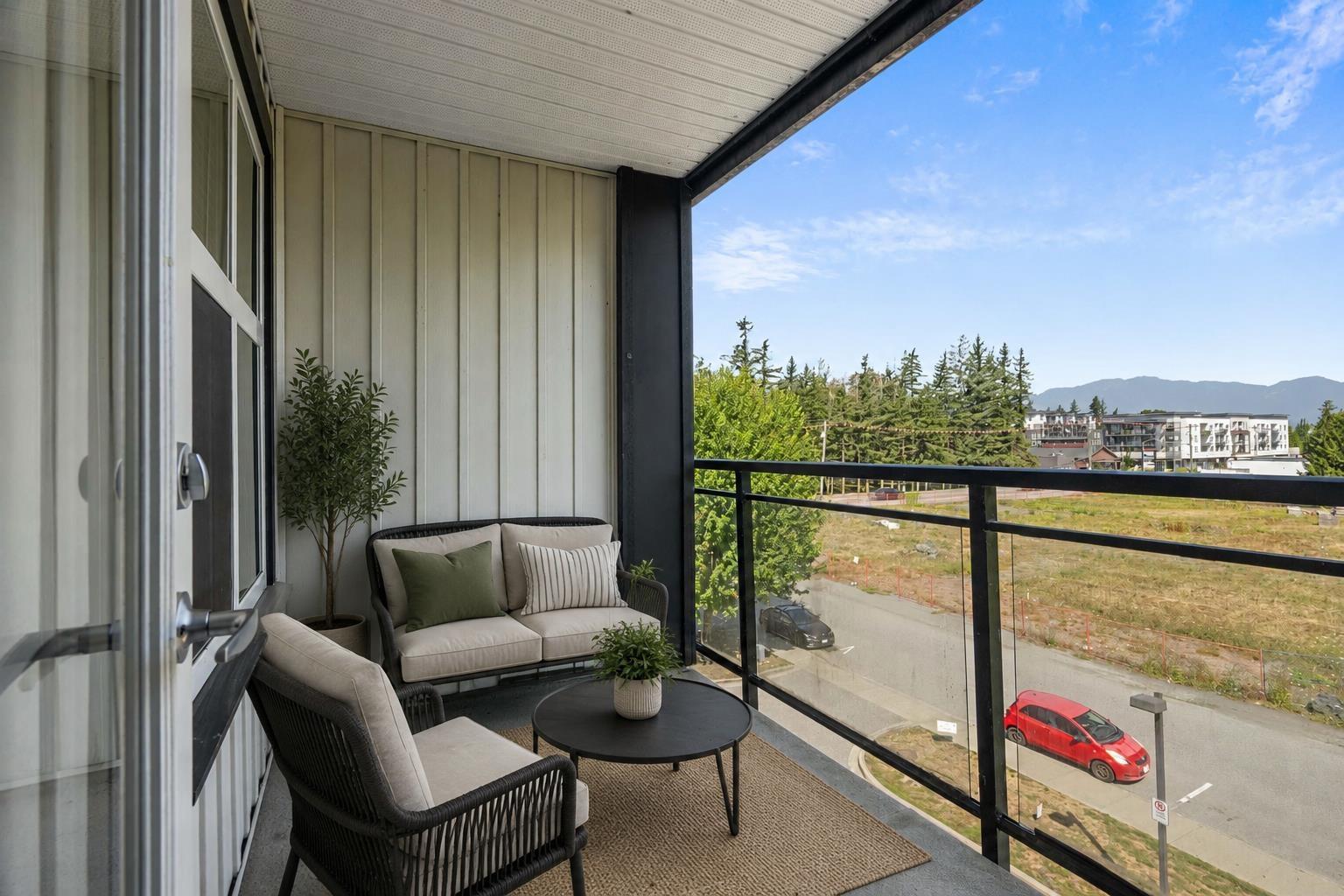 301 45640 ALMA AVENUE, Vedder Crossing, Chilliwack