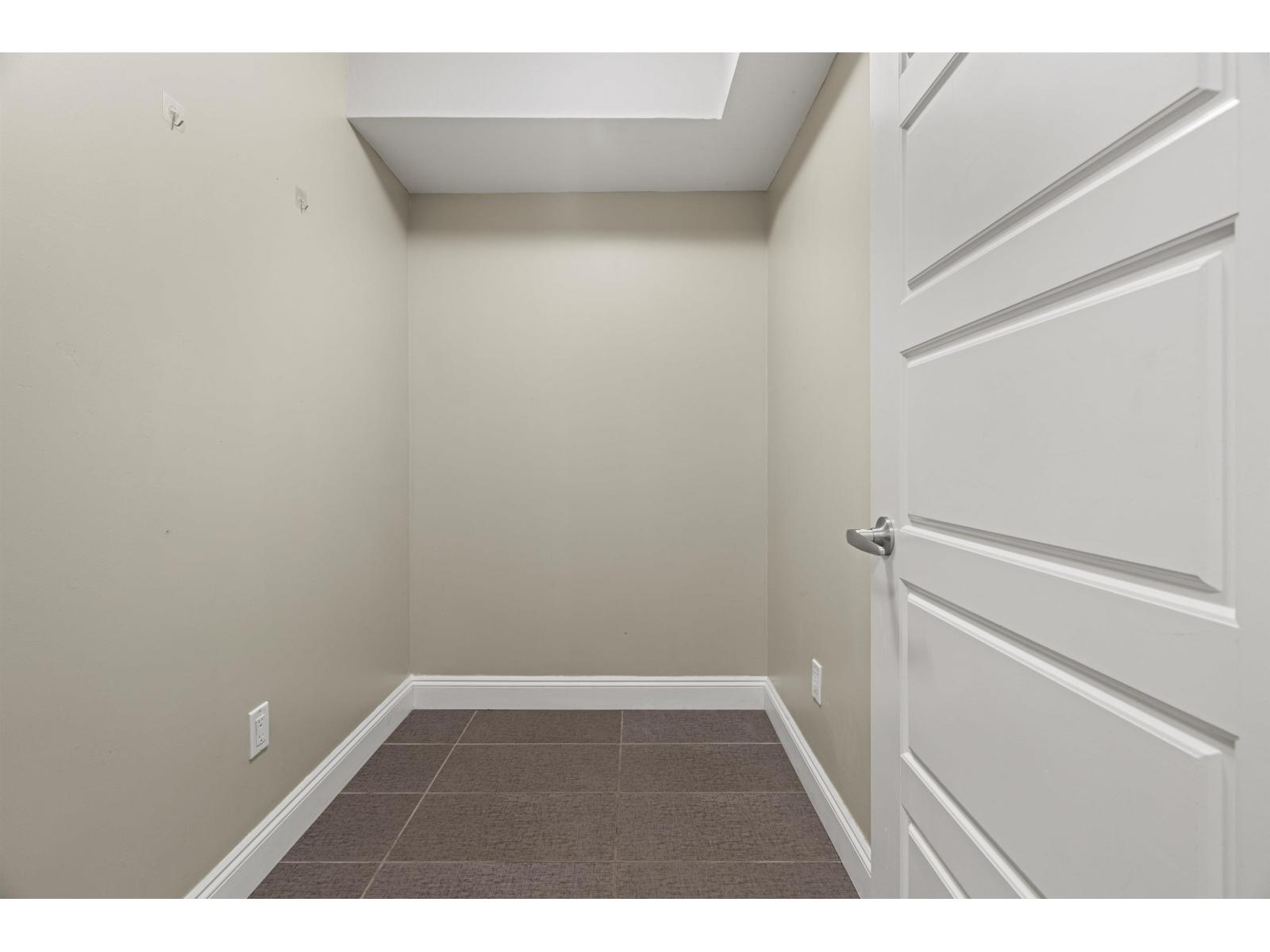 301 45640 ALMA AVENUE, Vedder Crossing, Chilliwack