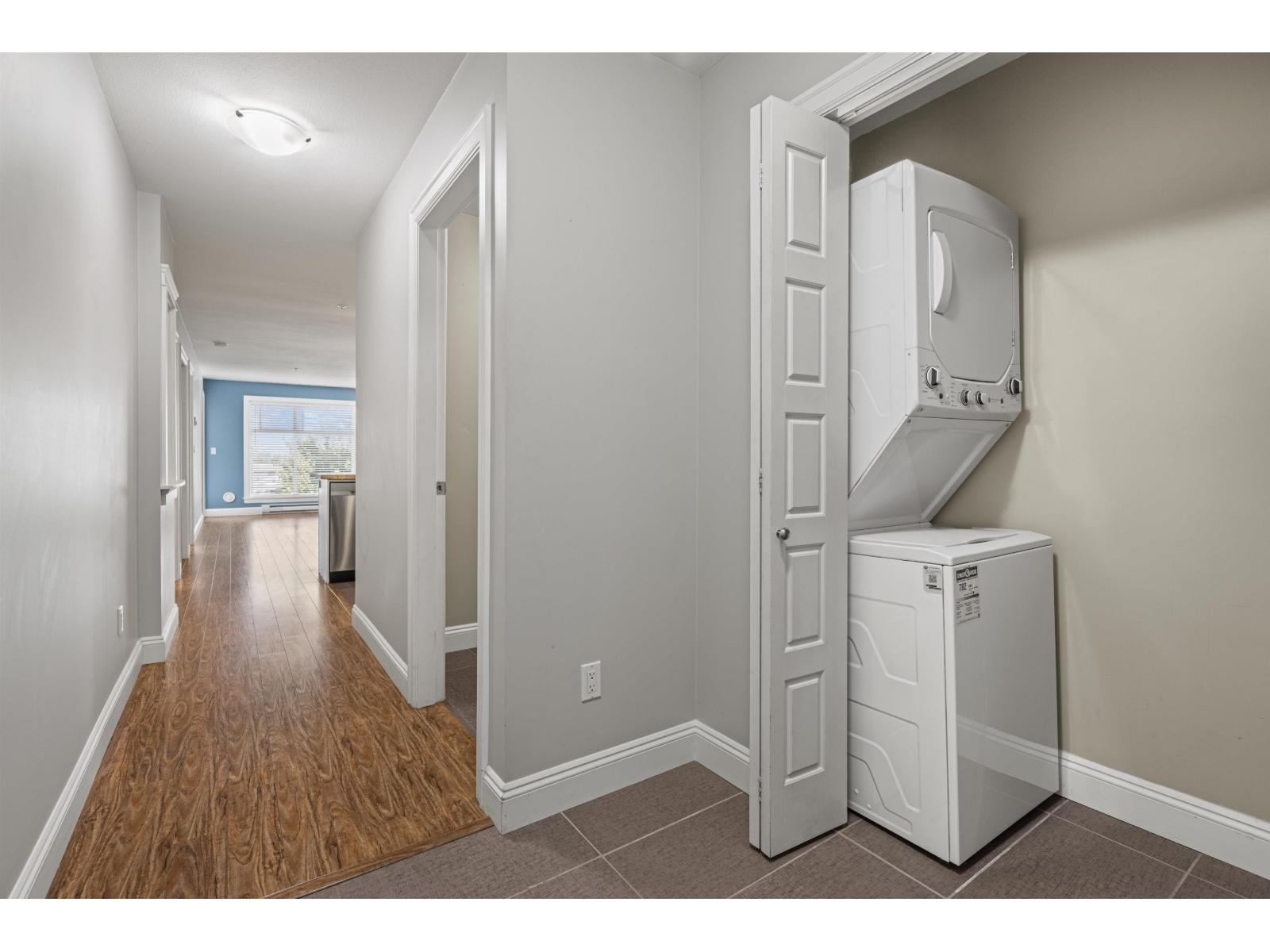 301 45640 ALMA AVENUE, Vedder Crossing, Chilliwack