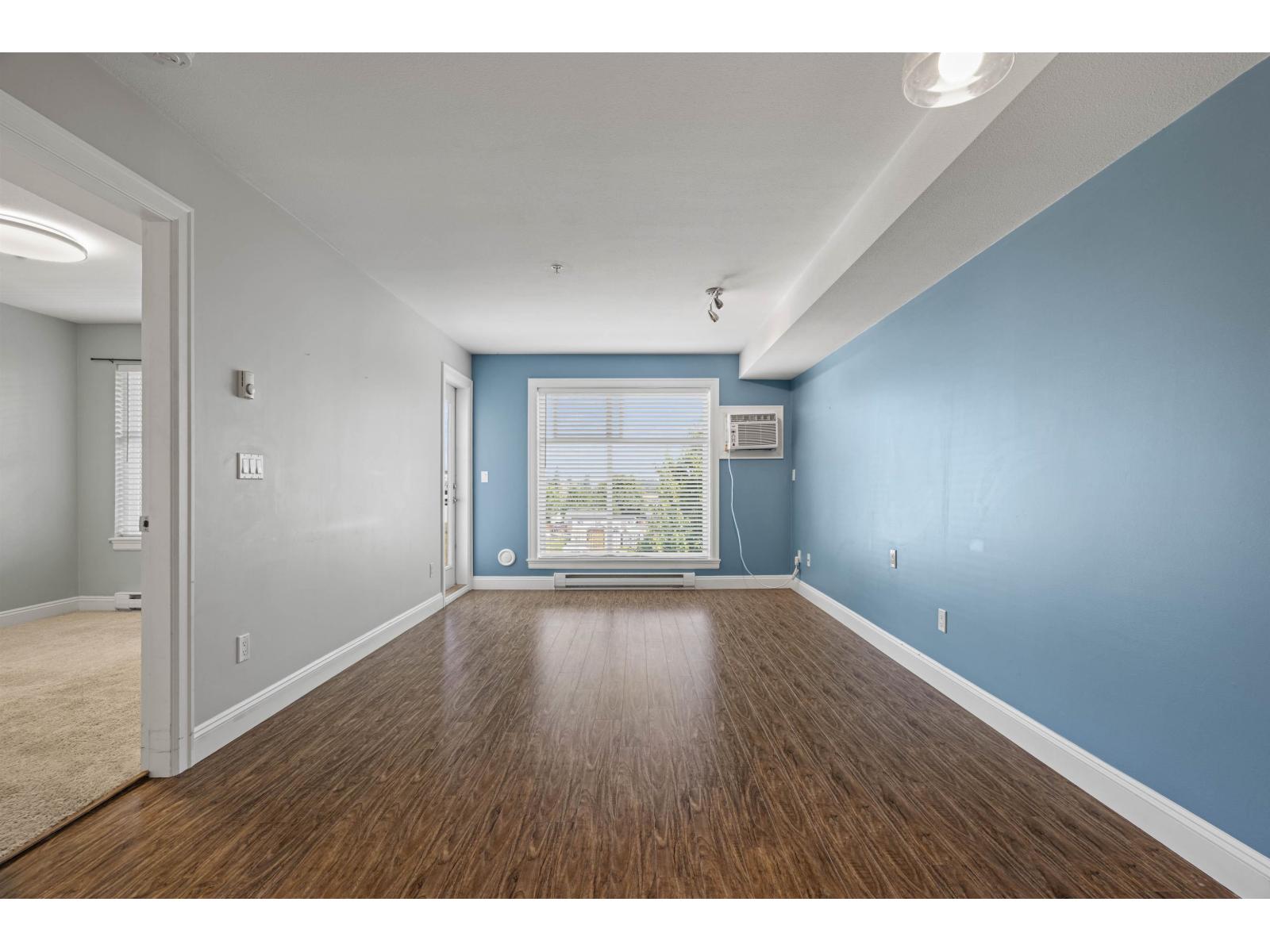 301 45640 ALMA AVENUE, Vedder Crossing, Chilliwack