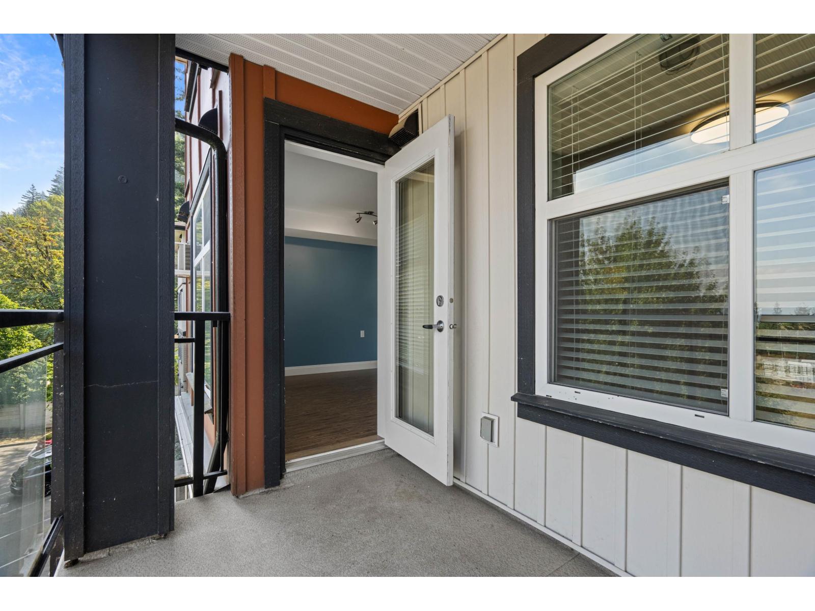 301 45640 ALMA AVENUE, Vedder Crossing, Chilliwack