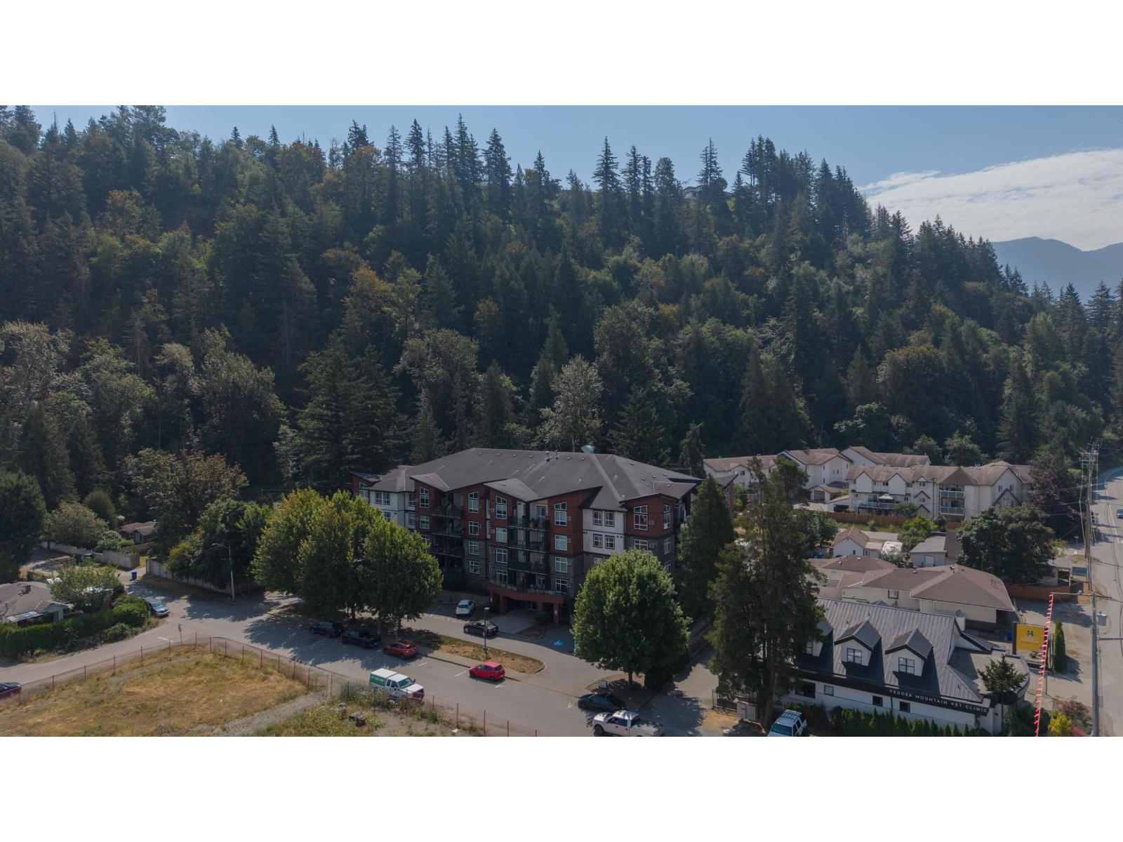 301 45640 ALMA AVENUE, Vedder Crossing, Chilliwack