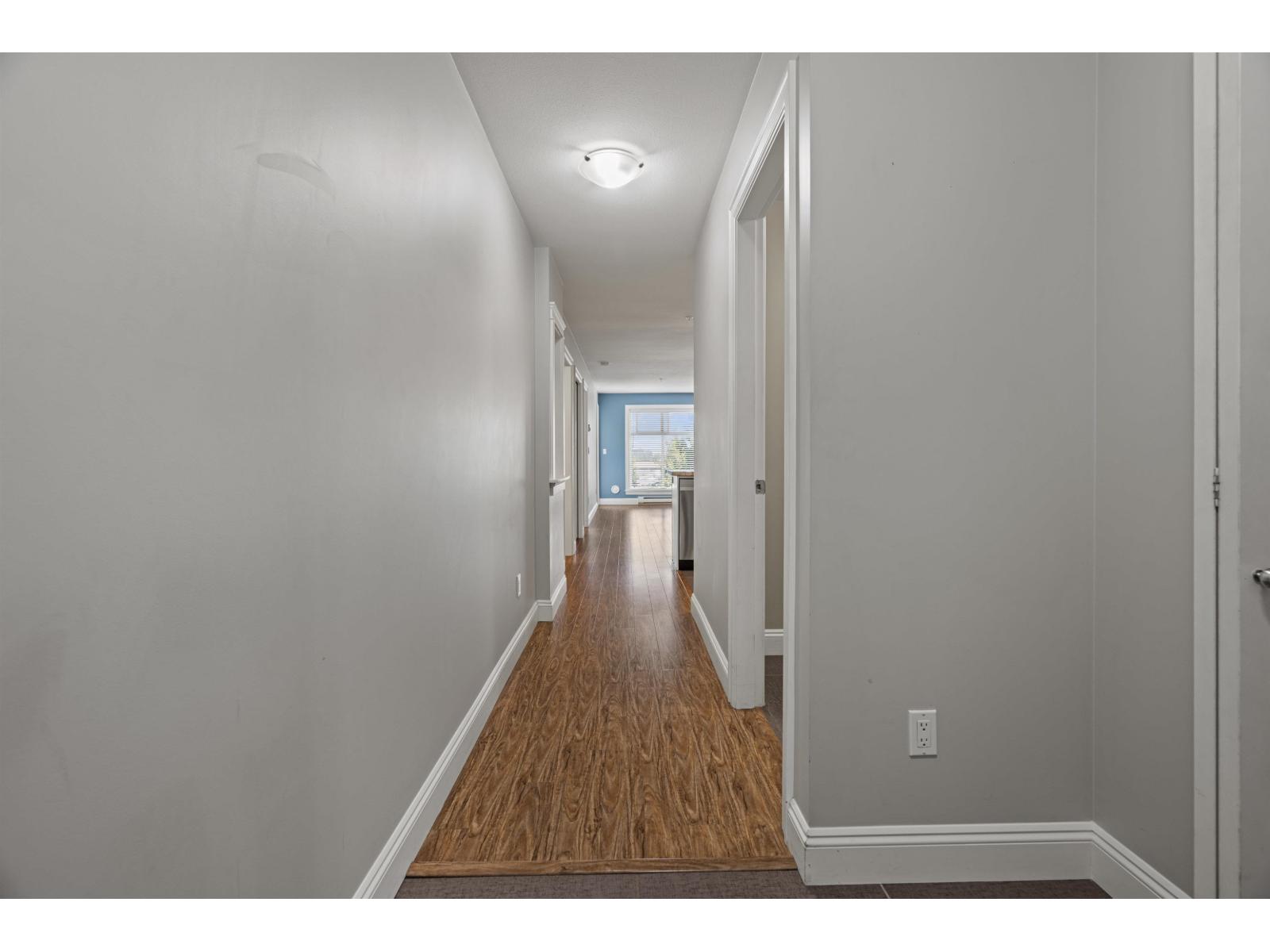 301 45640 ALMA AVENUE, Vedder Crossing, Chilliwack