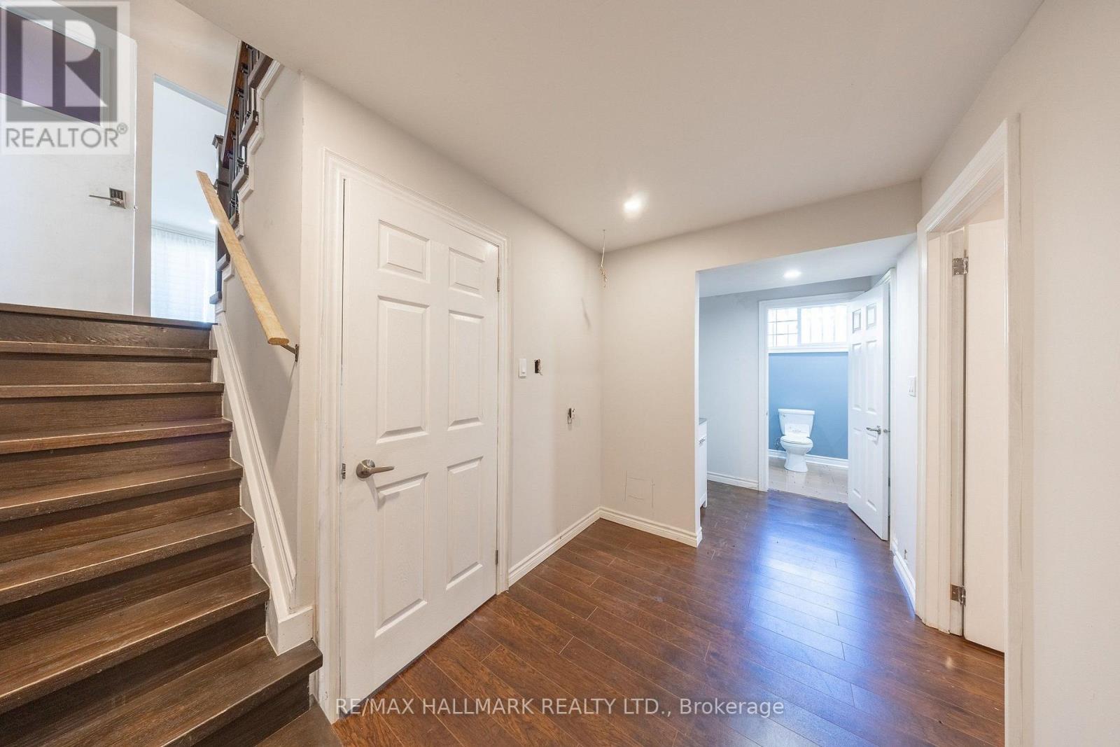 109 THICKSON ROAD S - 36