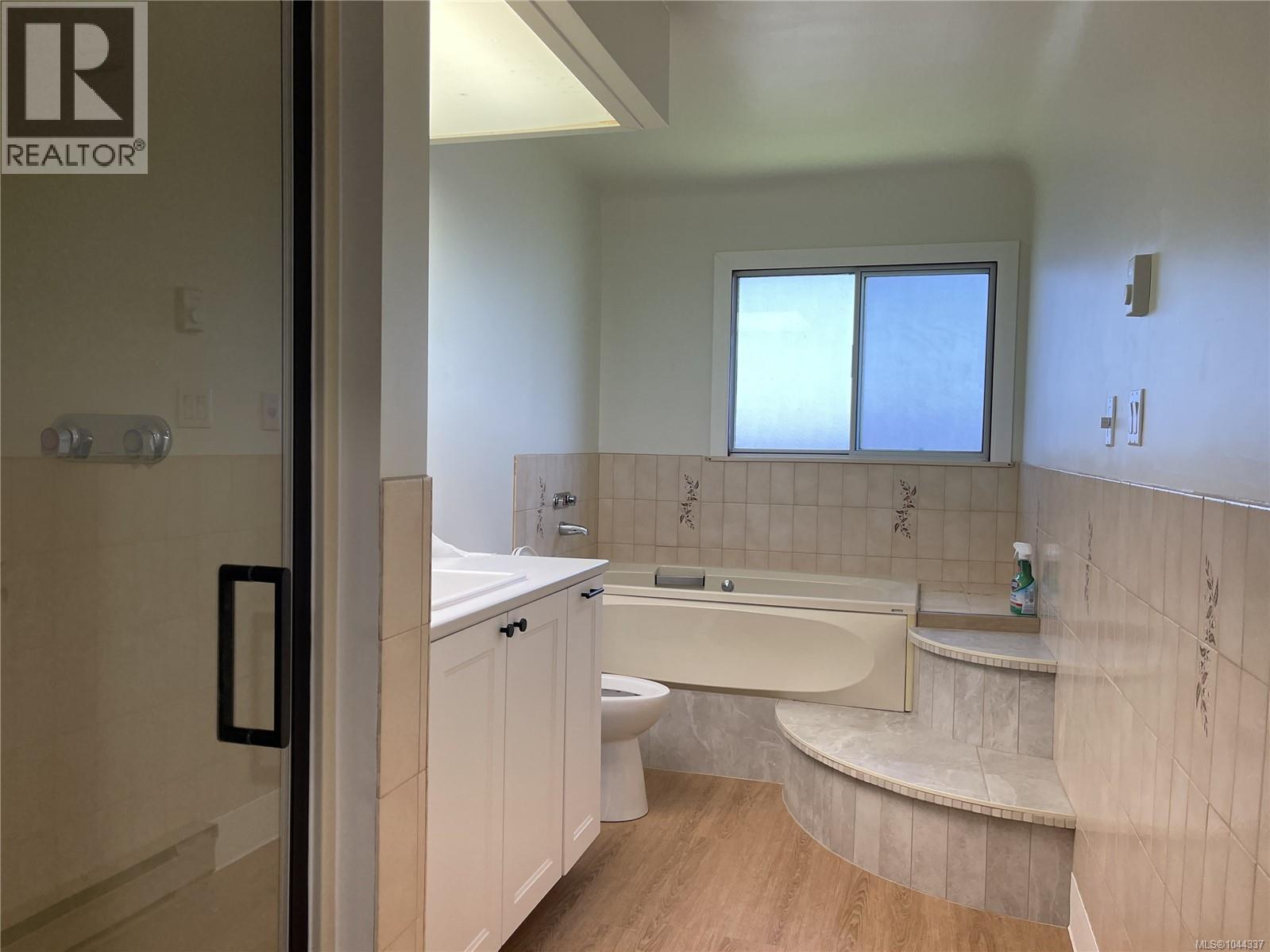 3811 Morton St - 14