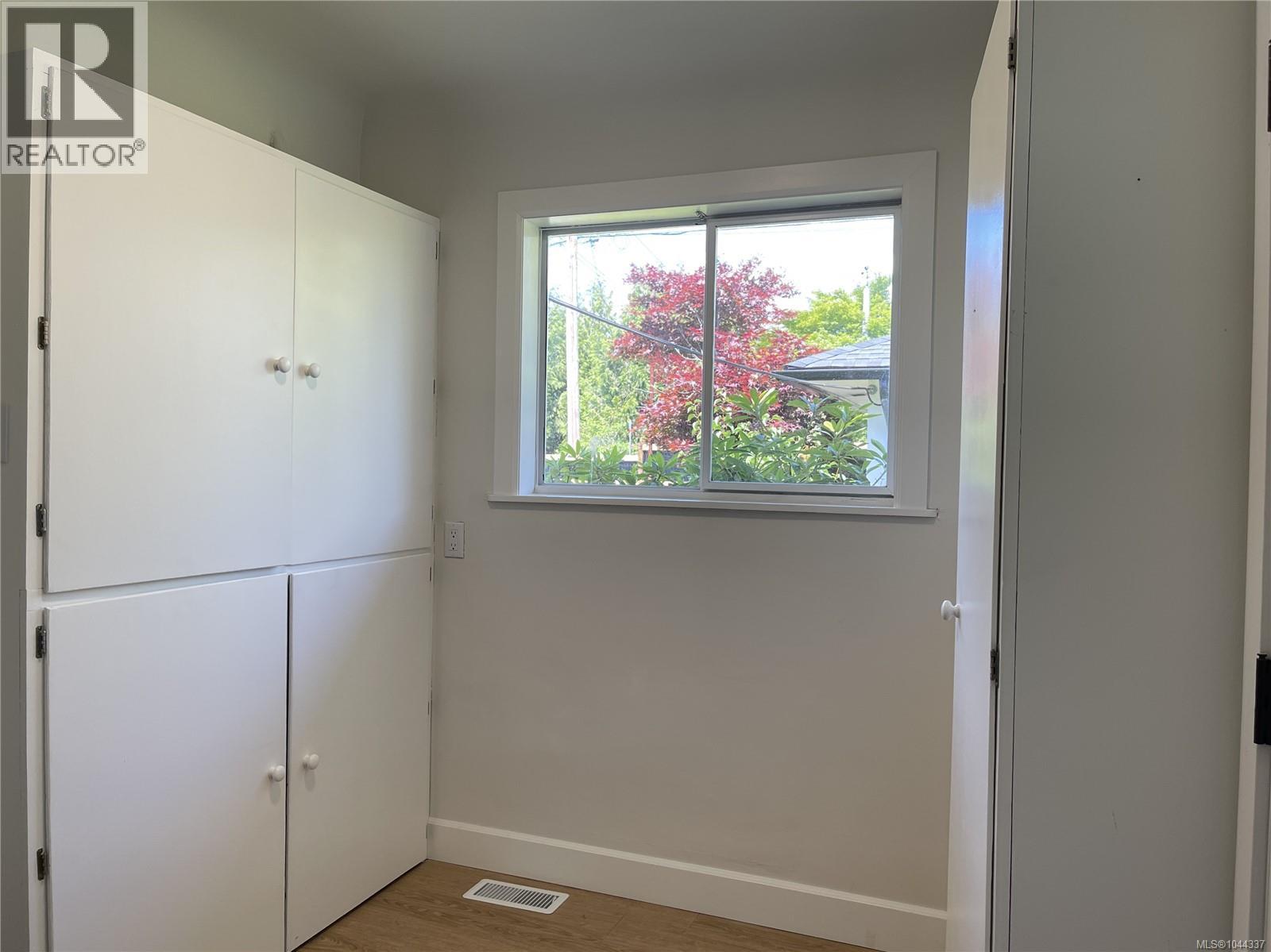 3811 Morton St - 16