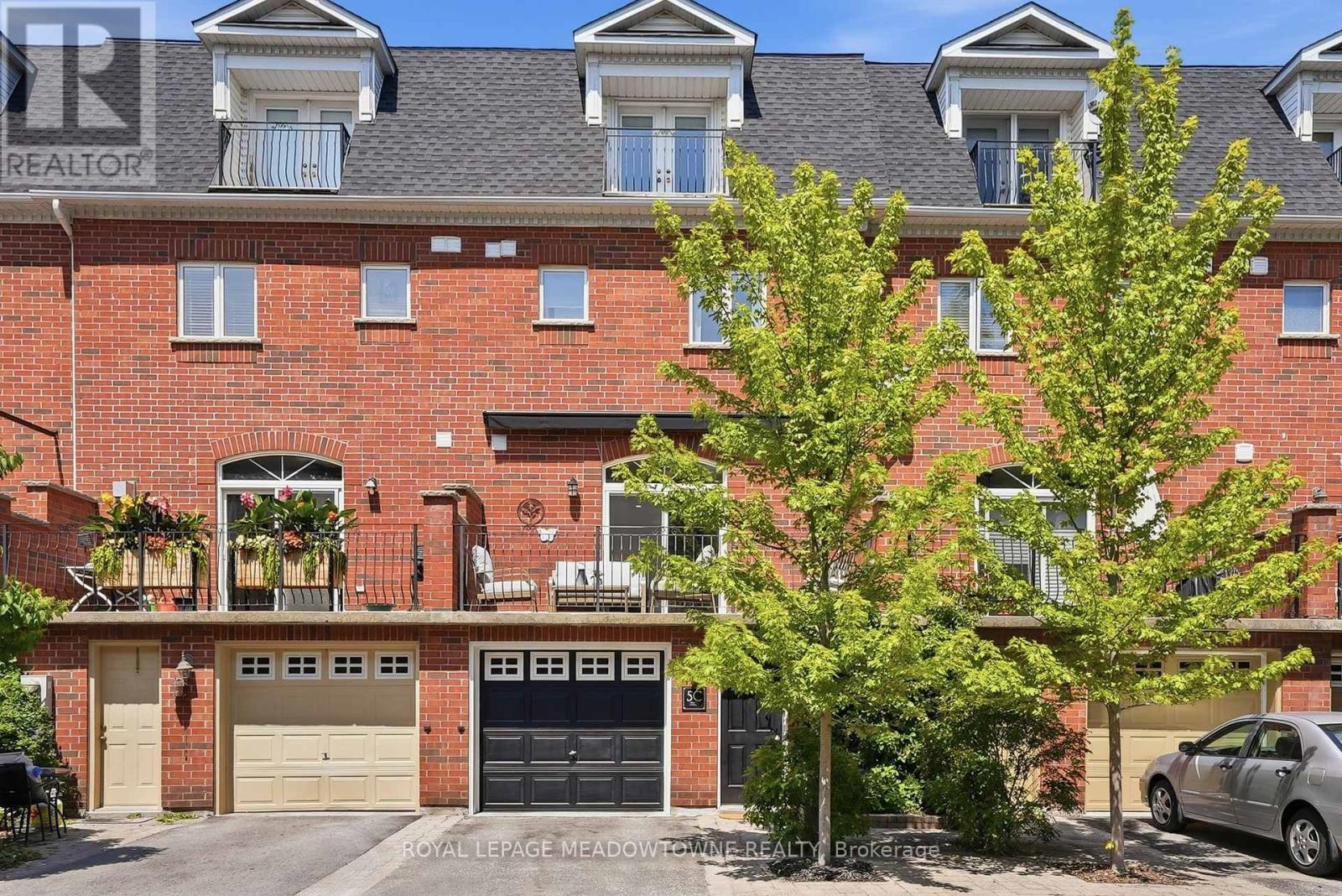5C JAMES STREET - 31