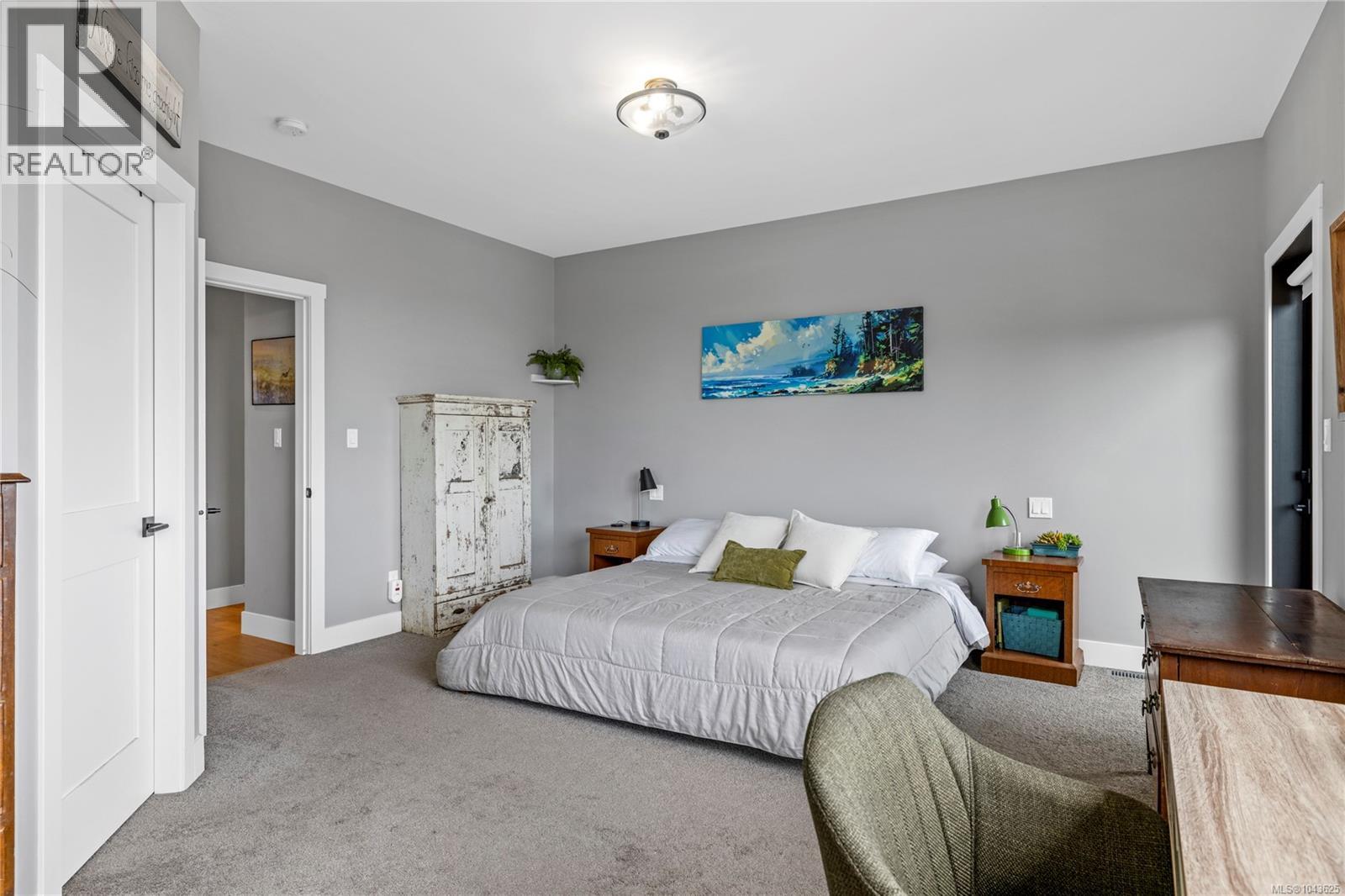 932 Hanington Rd - 23
