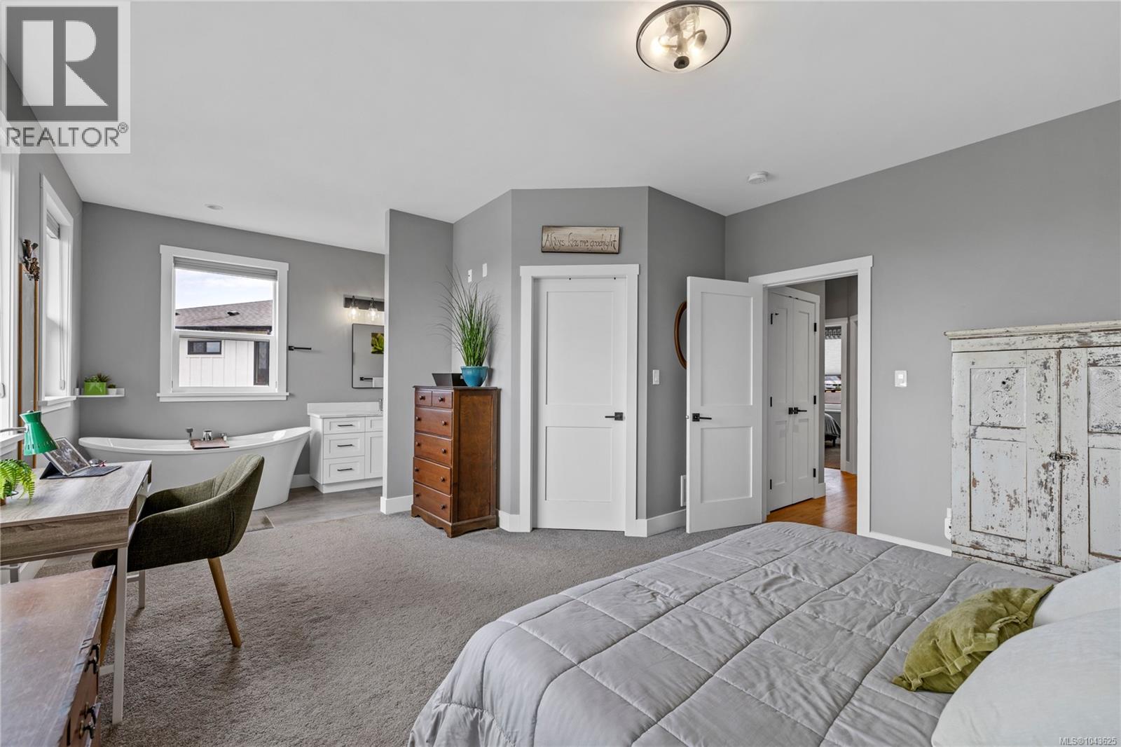 932 Hanington Rd - 24